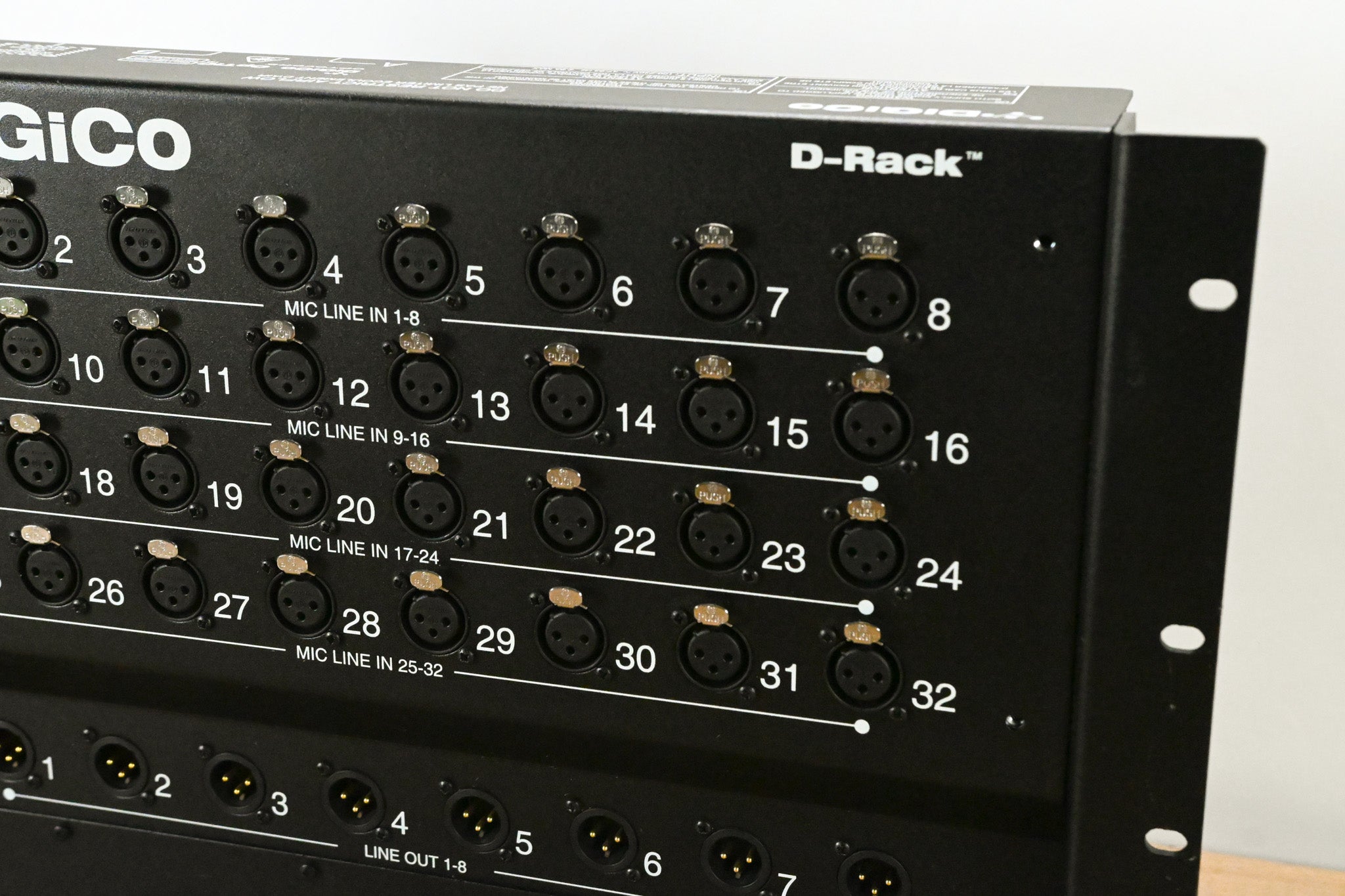 DiGiCo D-Rack 32 x 8 Cat 6 Analog I/O Stage Box