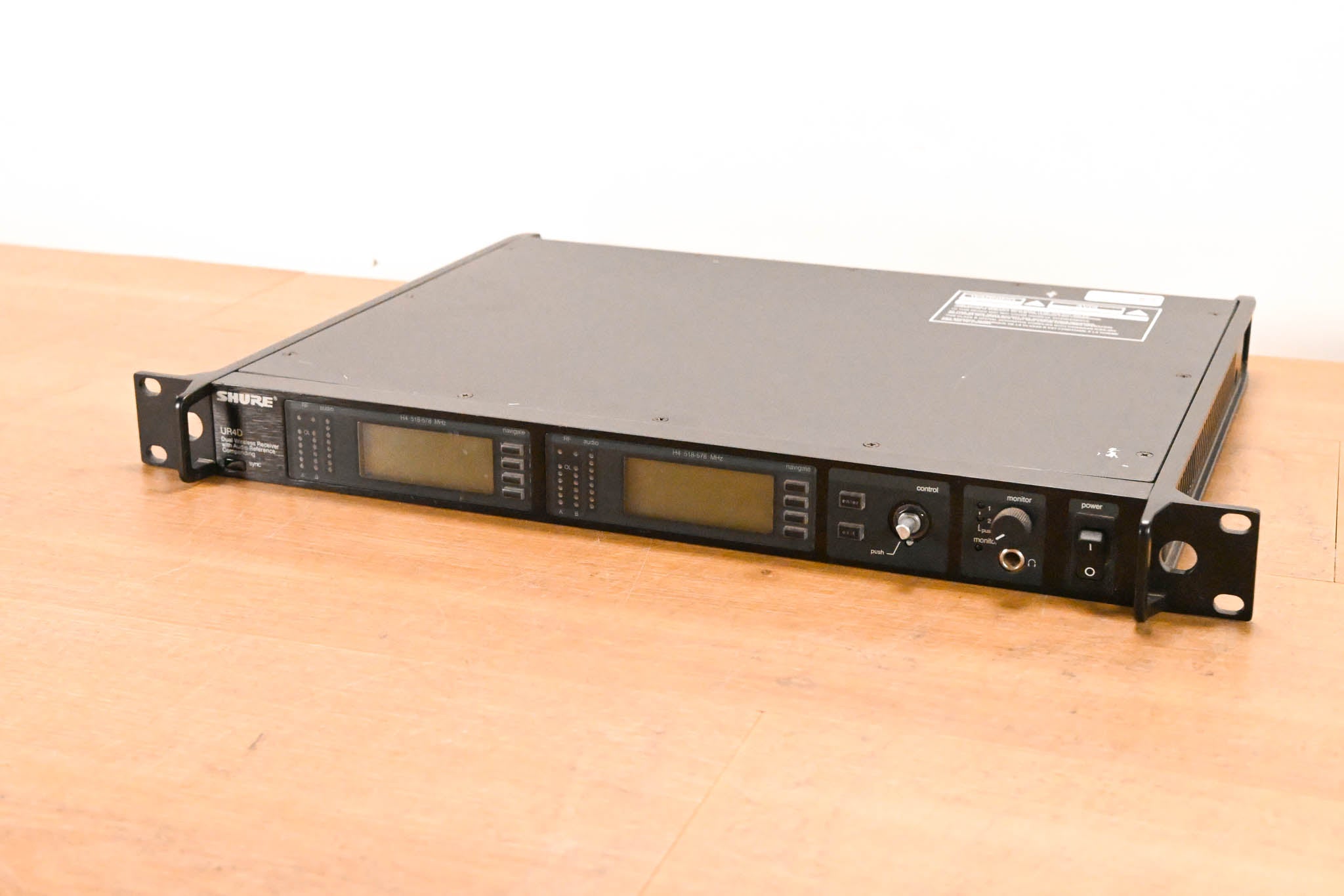 Shure UR4D Dual-Channel UHF Wireless Receiver - H4 Band: 518-578 MHz