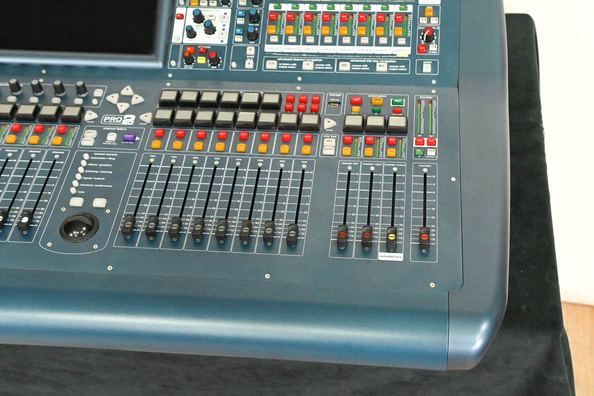 Midas PRO2C Live Digital Audio Mixing Console
