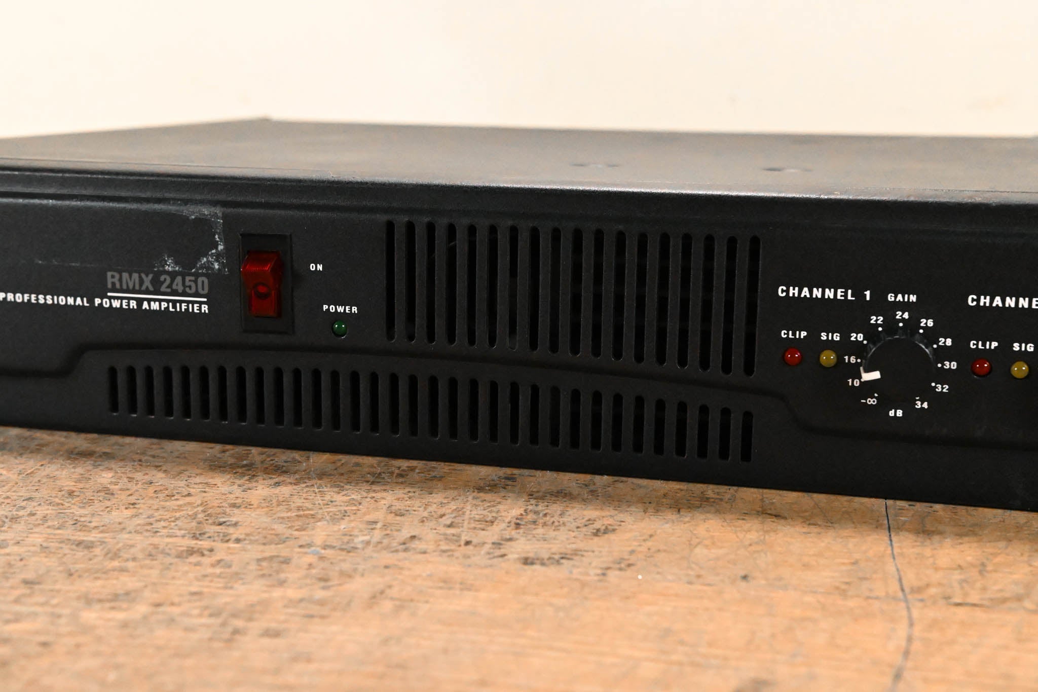 QSC RMX2450 2-Channel Power Amplifier