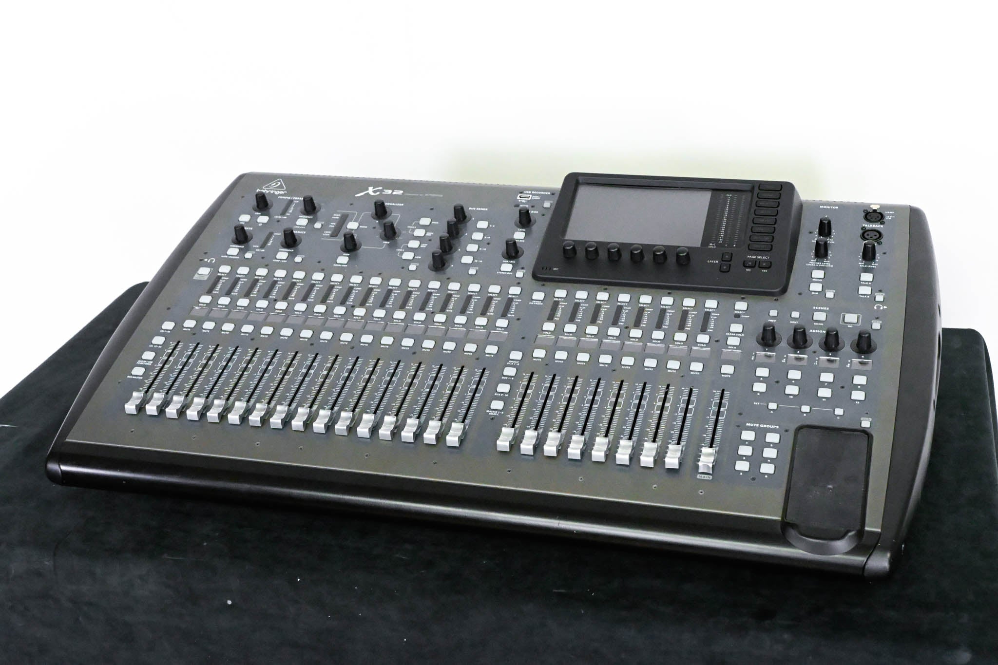 Behringer X32 40-Channel Digital Mixing Console
