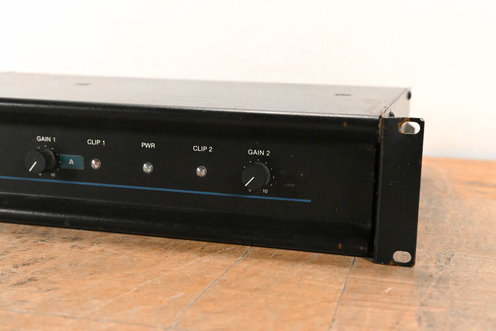 QSC MX 700 2-Channel Power Amplifier