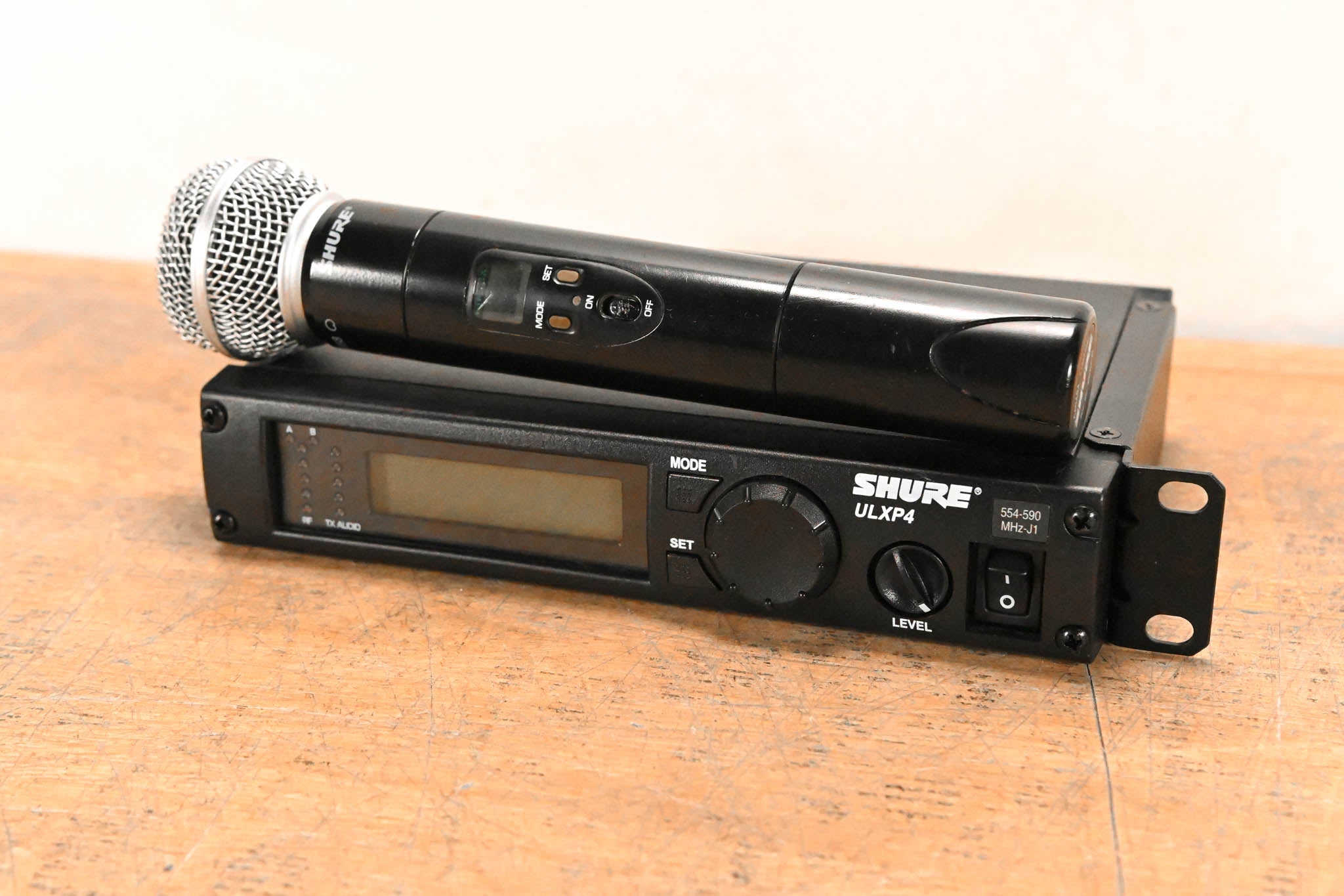 Shure ULXP24/58 Handheld Wireless System - J1 Band (NO POWER SUPPLY)