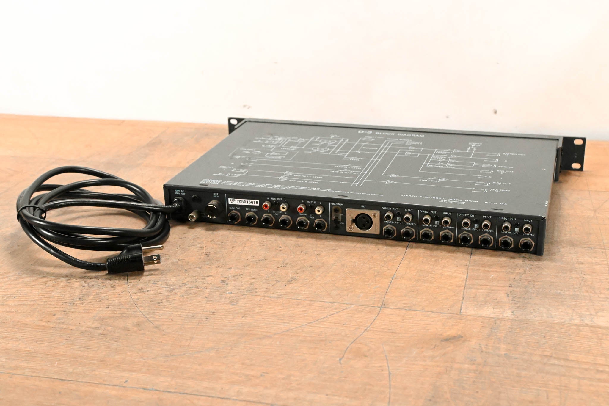 TOA D-3 Stereo Electronic Music Mixer