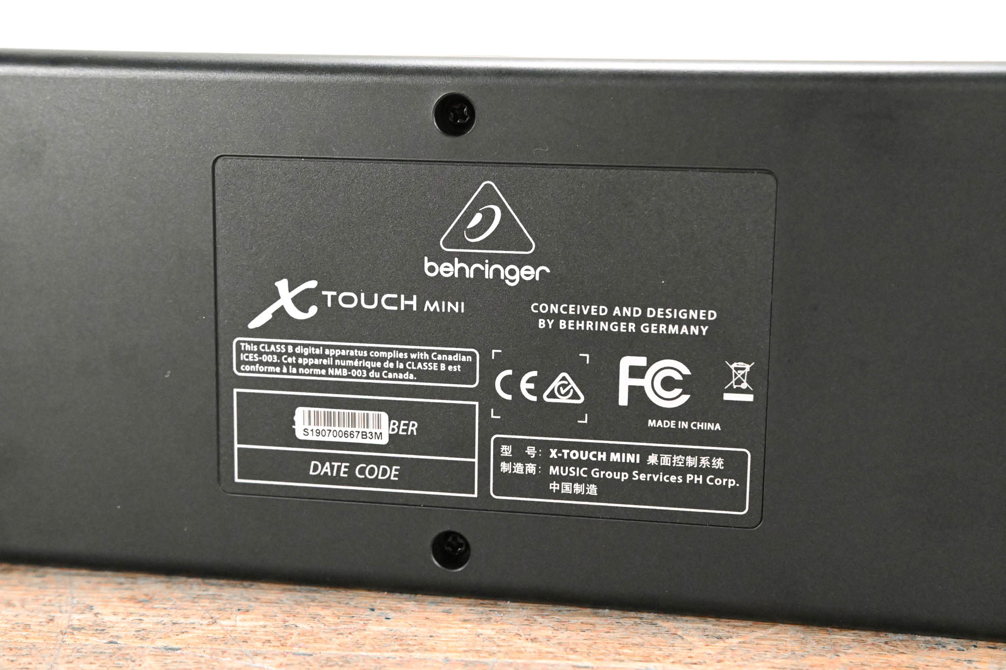 Behringer X-Touch Mini Ultra-Compact Universal USB Controller