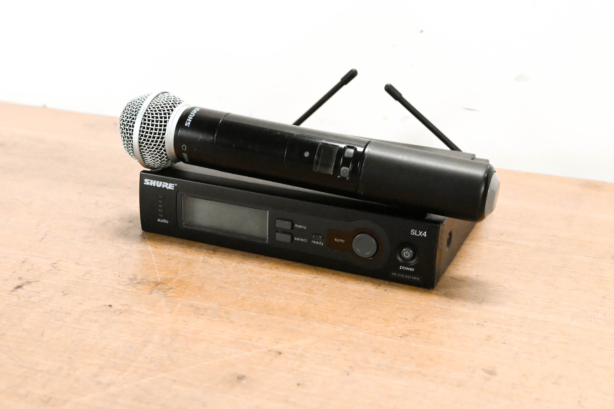 Shure SLX24/SM58 Handheld Wireless System - H5 Band (NO POWER SUPPLY)