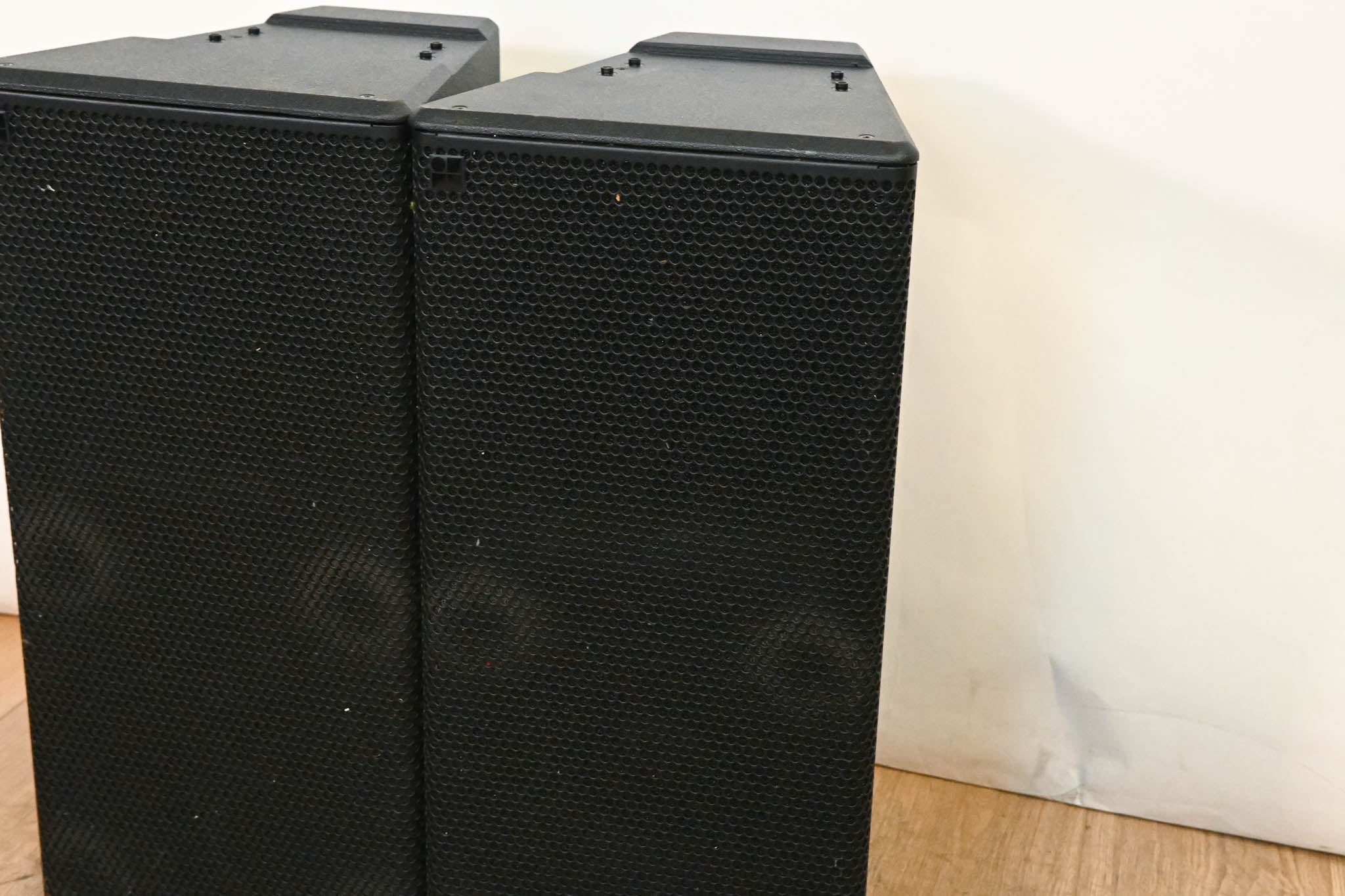 d&b audiotechnik 10AL Installation Two-Way Line Array Loudspeaker (PAIR)