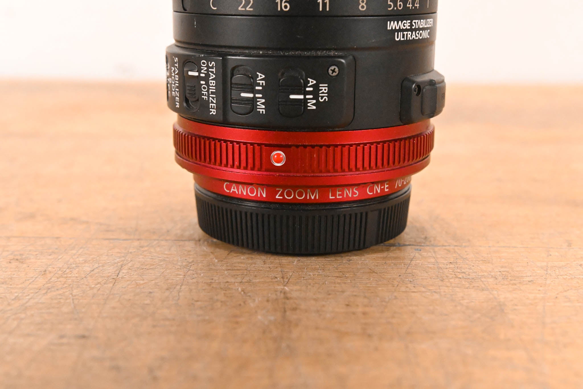 Canon CN-E 70-200mm T4.4 Compact-Servo Cine Zoom Lens (EF Mount)