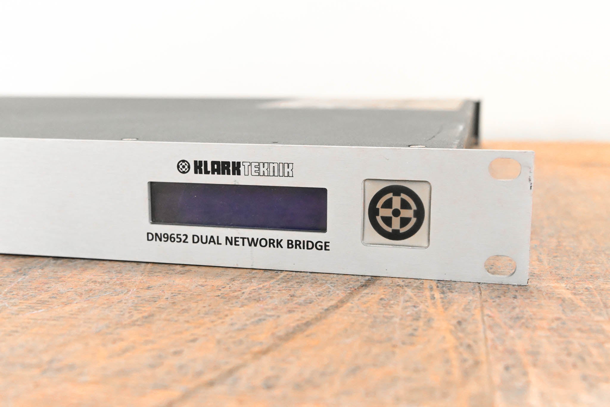 Klark Teknik DN9652 Dual Network Bridge Format Converter