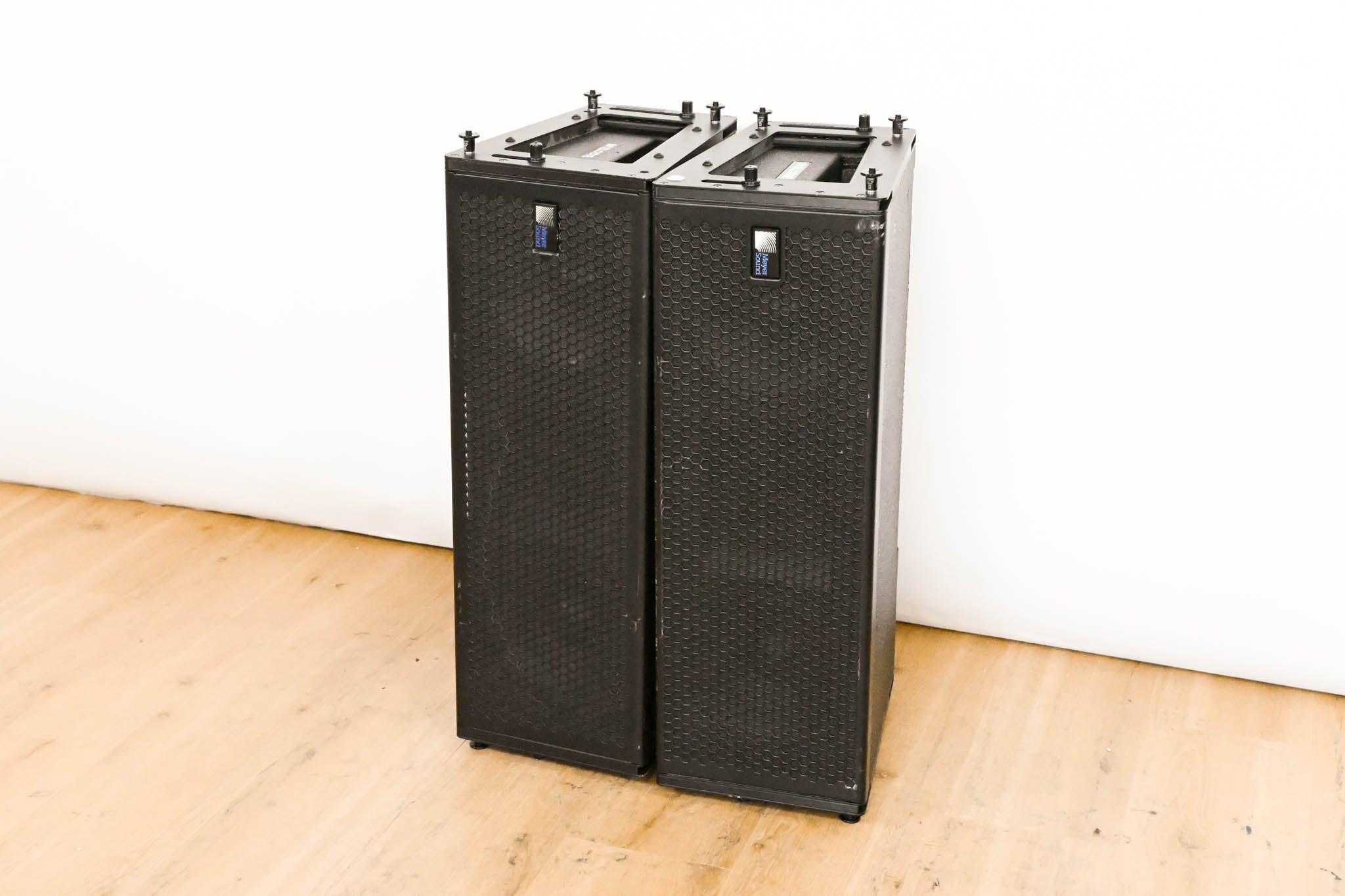 Meyer Sound M'elodie High-Power Curvilinear Array Loudspeaker (PAIR)