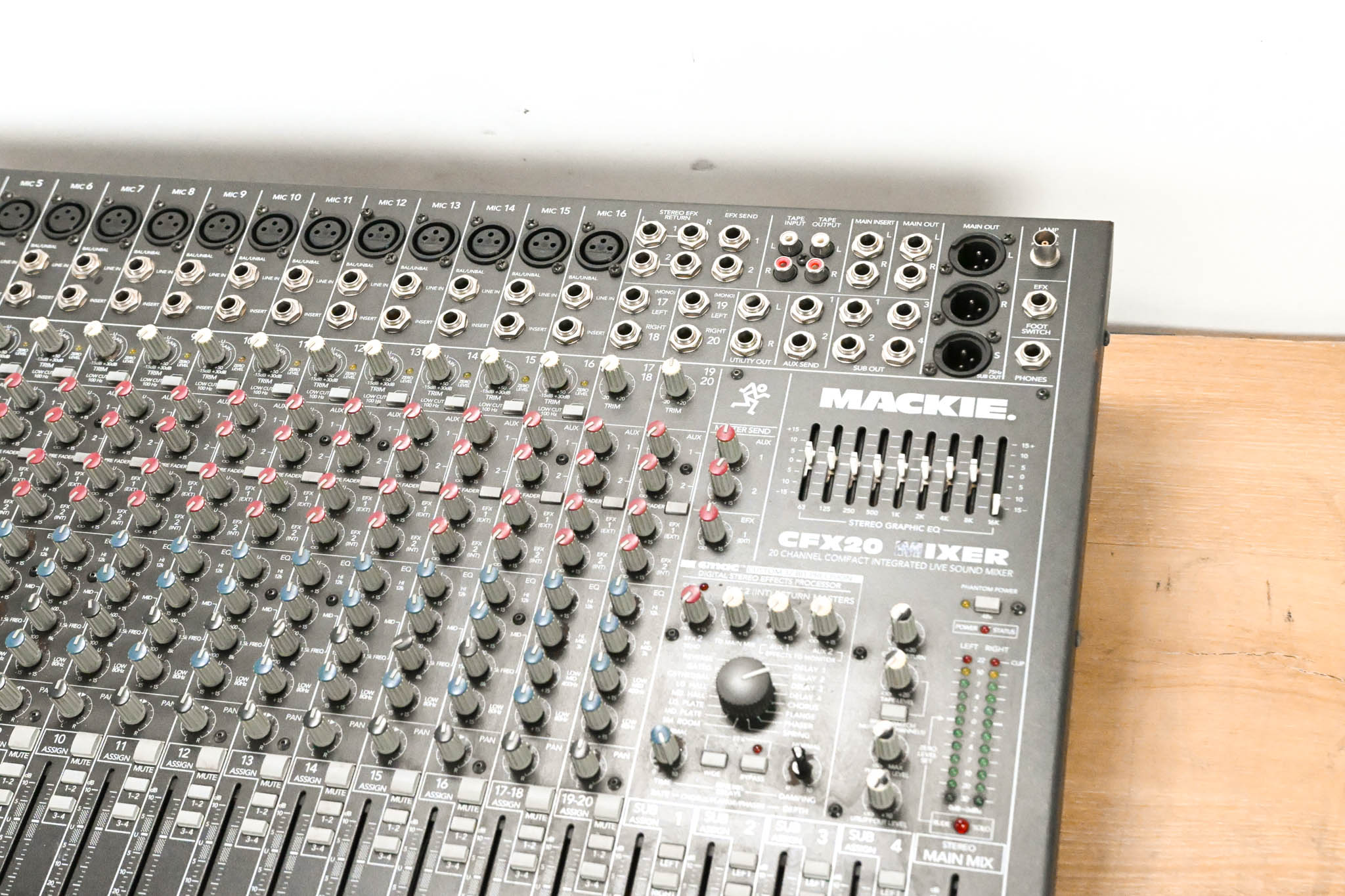 Mackie CFX20 20-Channel Audio Console