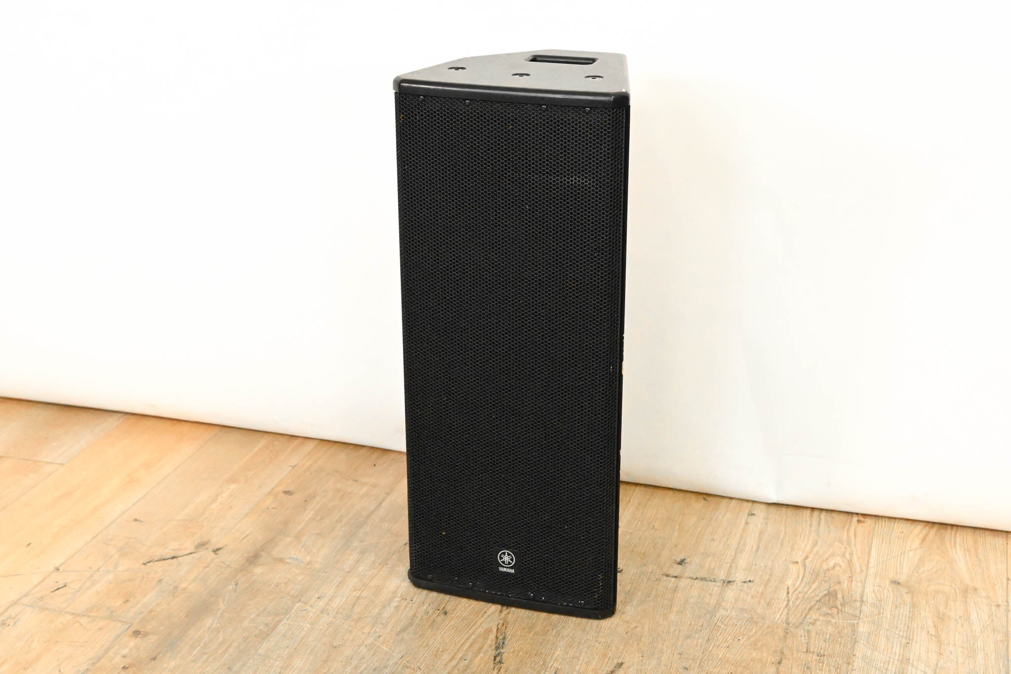 Yamaha IF2208 Dual 8" 2-Way Full-Range Loudspeaker