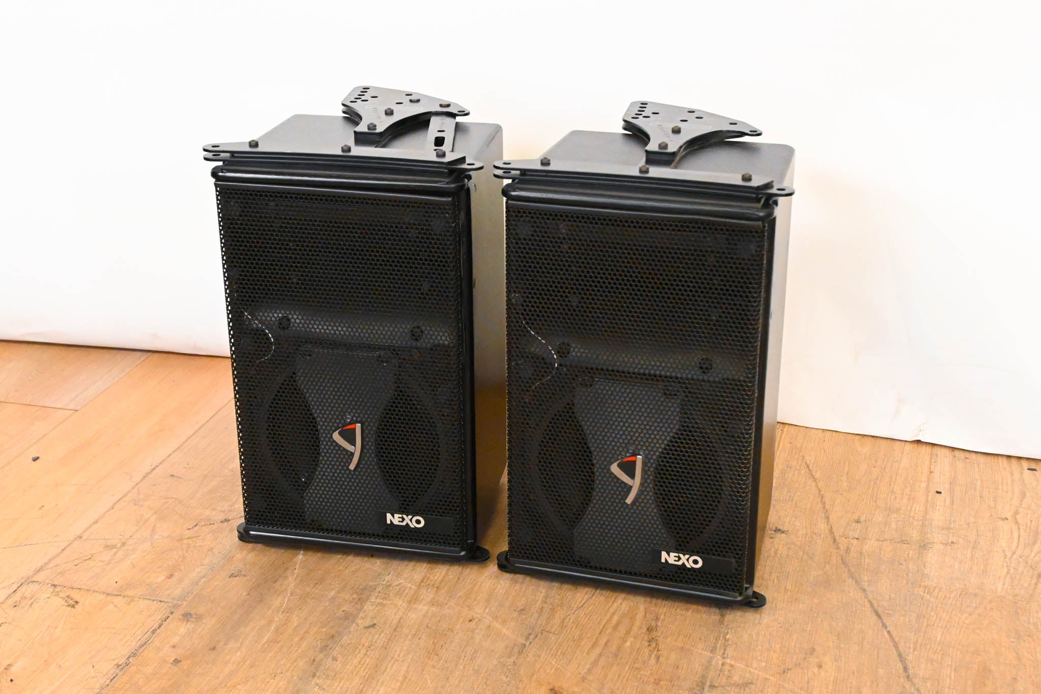 NEXO GEO S805 Compact High-Output Array Module (PAIR)