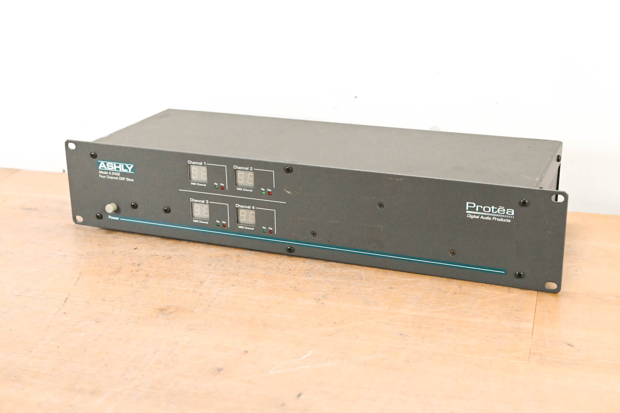 Ashly Protea 4.24GS 4-Channel Digital Graphic Equalizer Slave