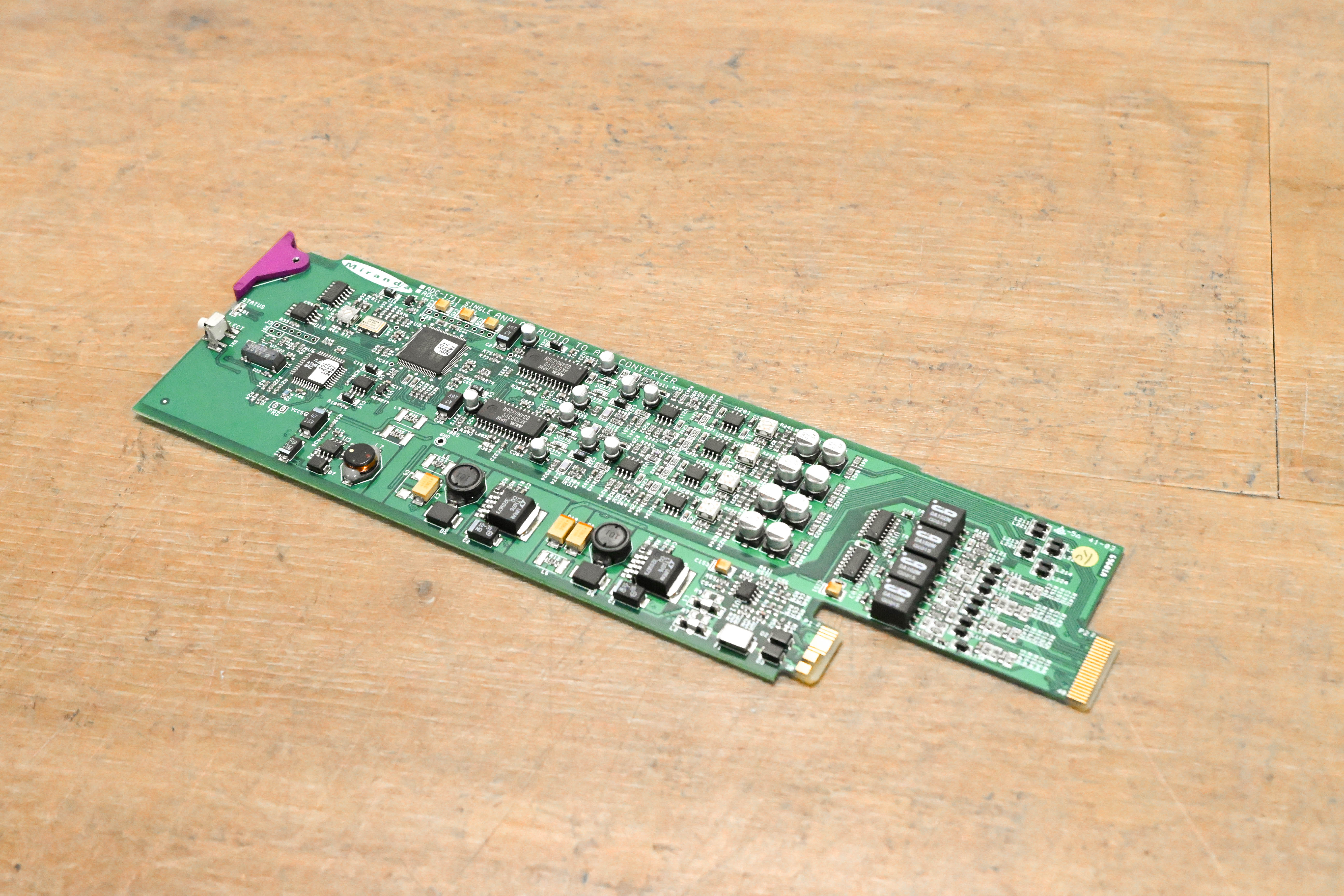Miranda ADC-1721 Dual Analog Audio to AES Converter