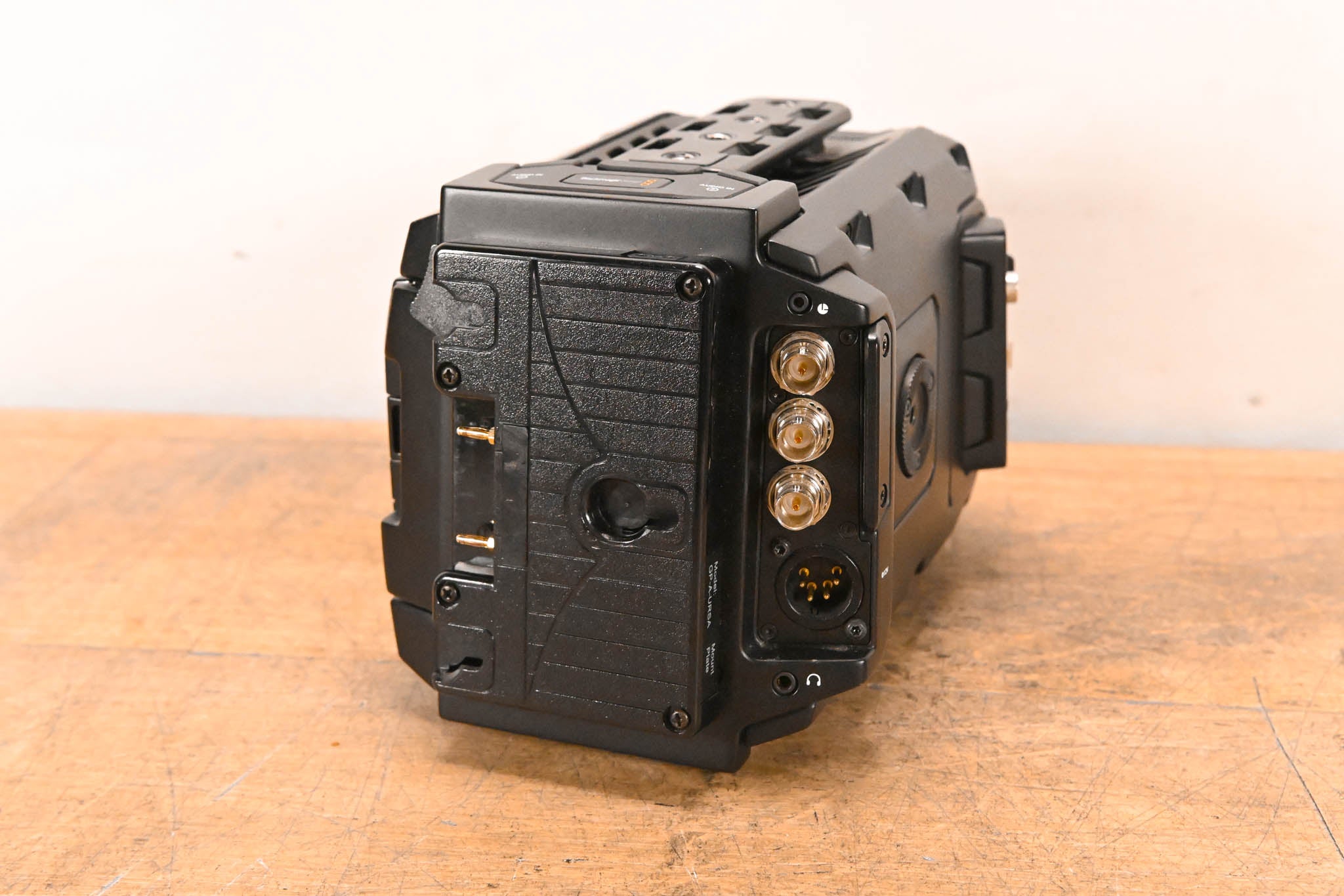 Blackmagic Design URSA Mini Pro 4.6K G2 Digital Cinema Camera