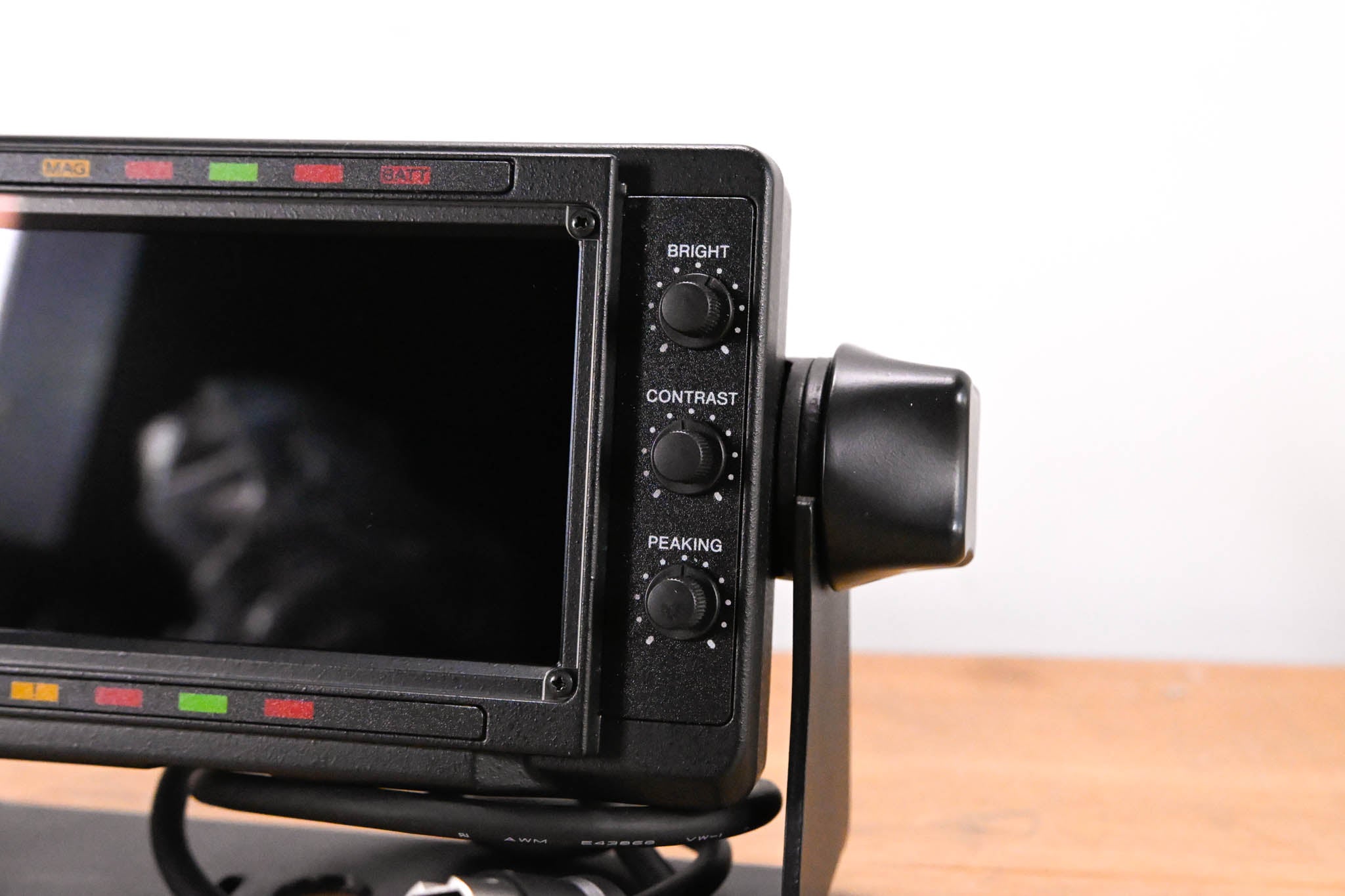 Sony DXF-C50WA 5-inch LCD Color Viewfinder for HXC-D70 SD/HD Camera