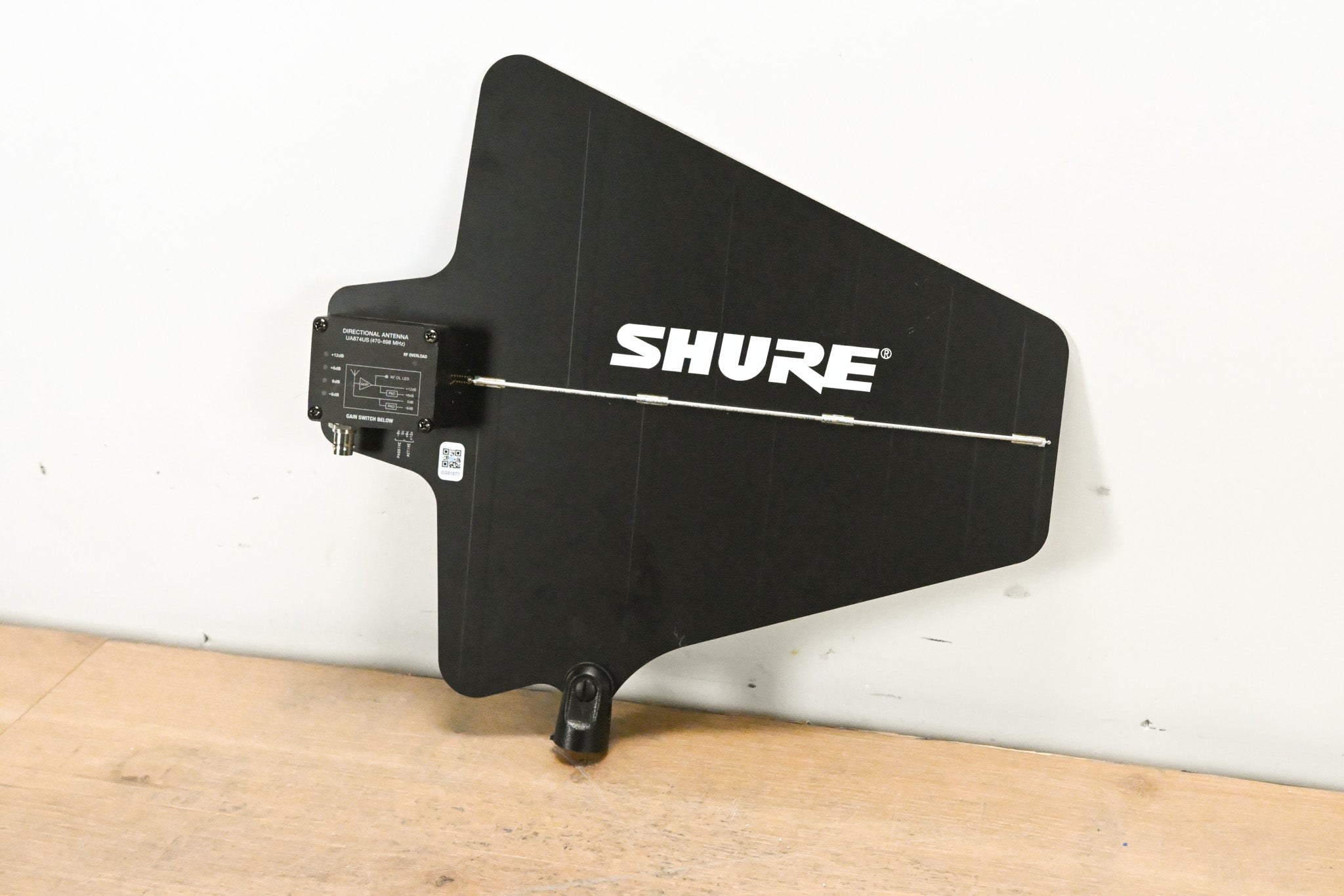Shure UA874US Active Directional Antenna - 470-698 MHz