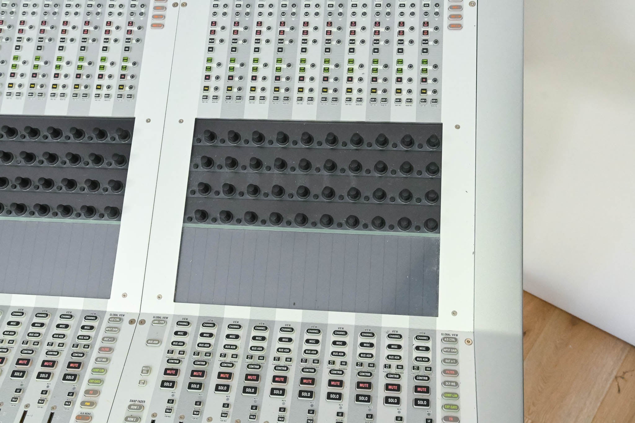 Studer Vista 9 M2 QS Digital Audio Mixing Console