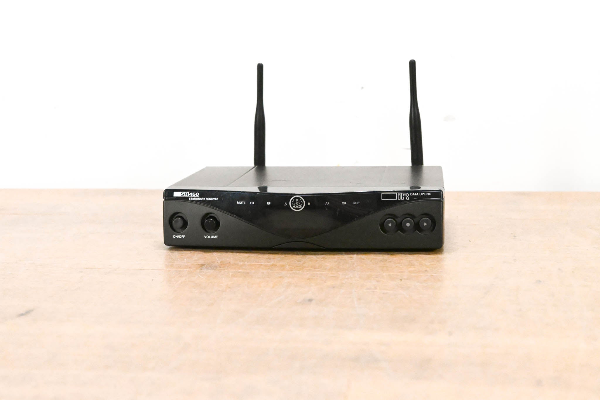 AKG SR450 Wireless Receiver - Band 1: 650.100-680 MHz (NO POWER SUPPLY)