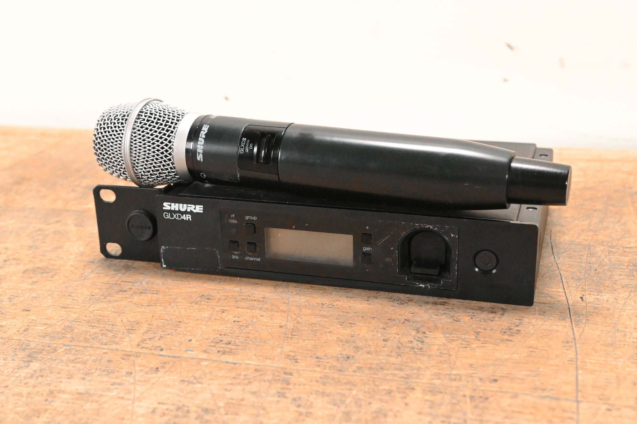 Shure GLXD24R/B87A Digital Wireless Mic System - Z2 Band NO POWER SUPPLY