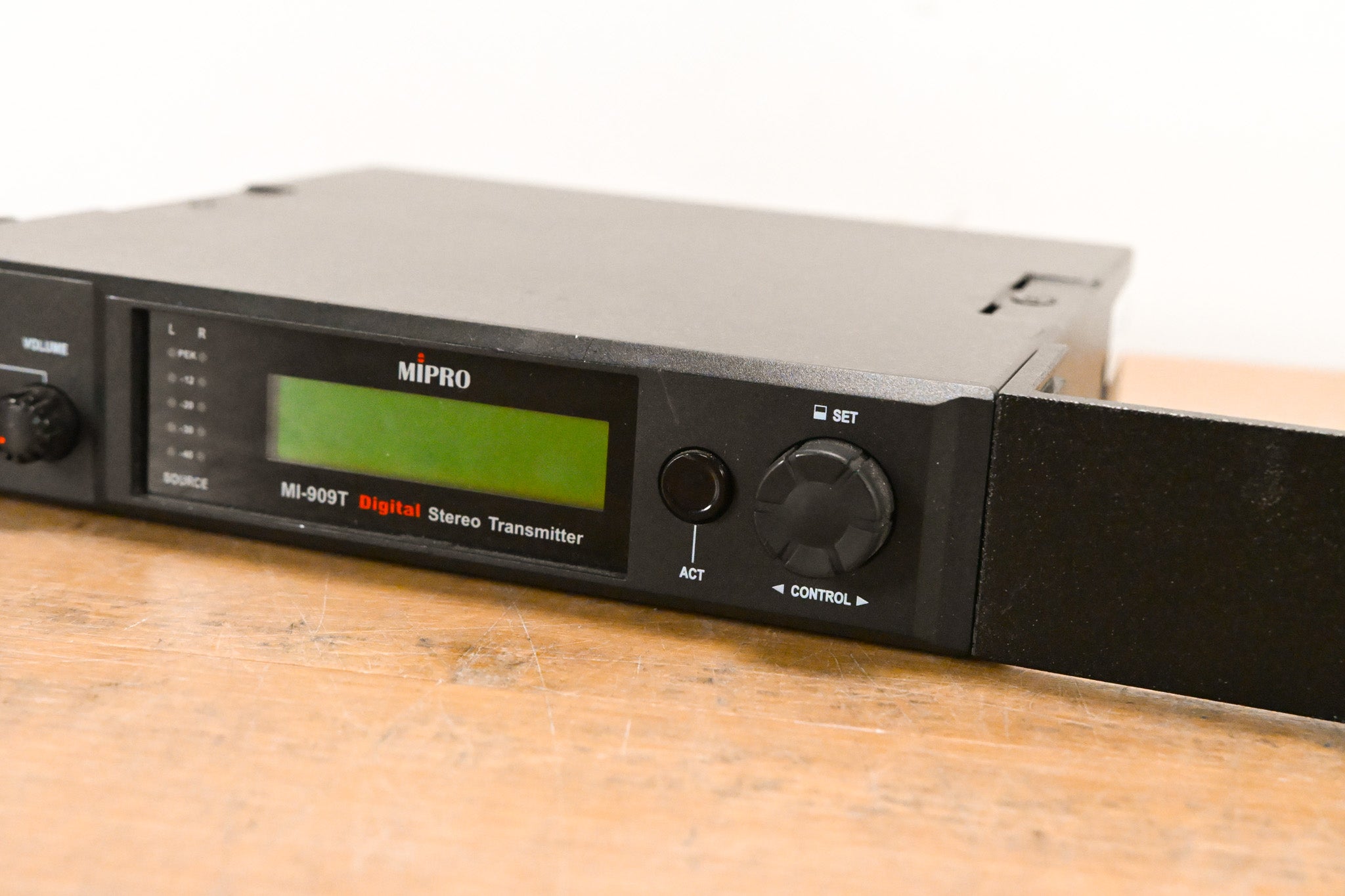 Mipro MI-909T/R Digital IEM System - 5E Range: 480-544 MHz (NO PSU)