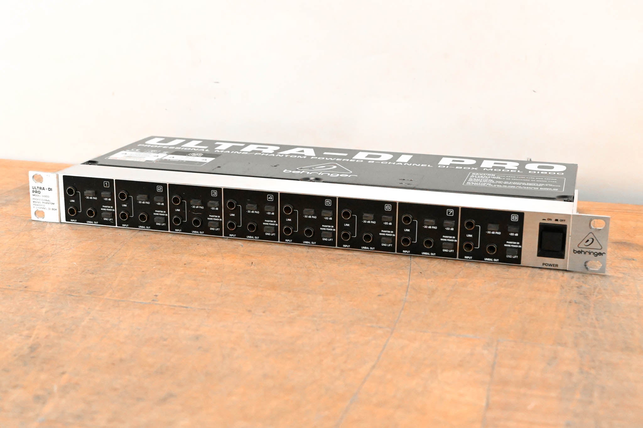 Behringer ULTRA-DI PRO DI800 8-Channel Active DI Box