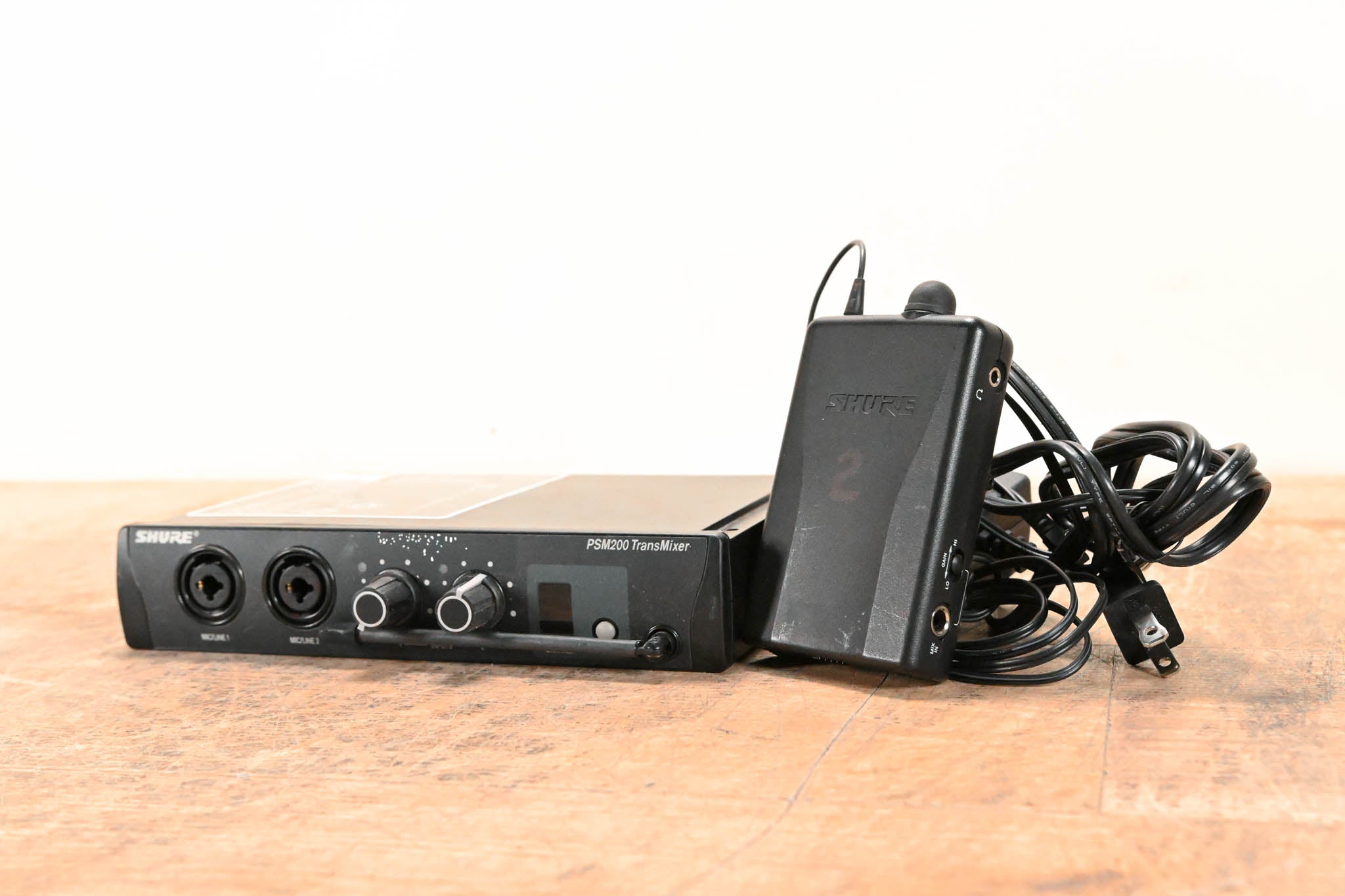 Shure PSM200 In-Ear Personal Monitoring System - H2 Band: 518-554 MHz