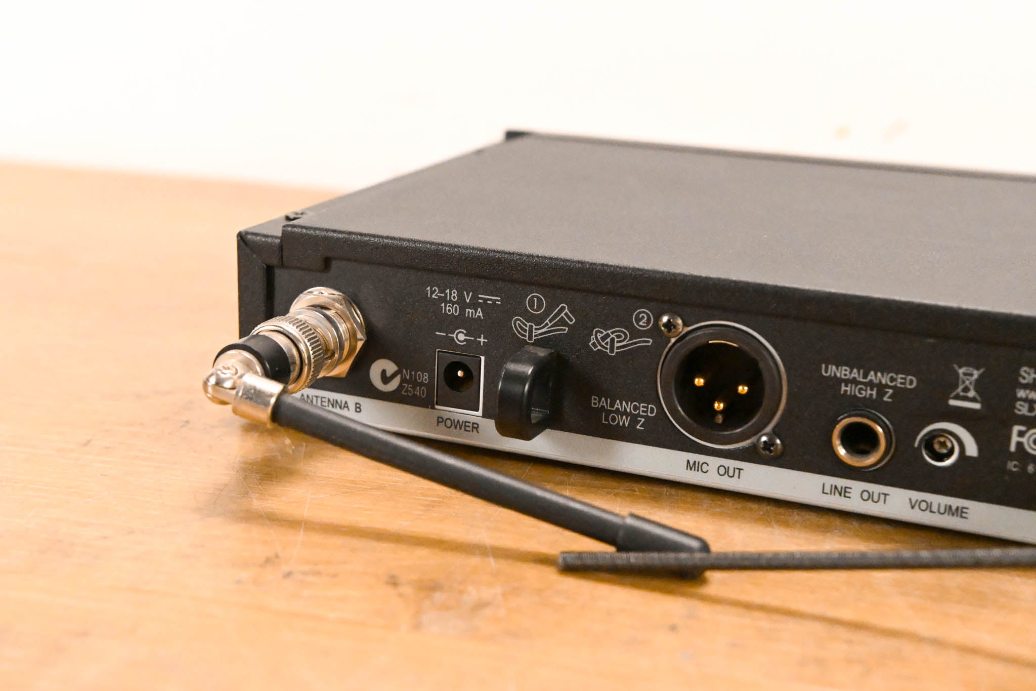 Shure SLX14-H5 Wireless Bodypack System - 518-542 MHz (NO POWER SUPPLY)