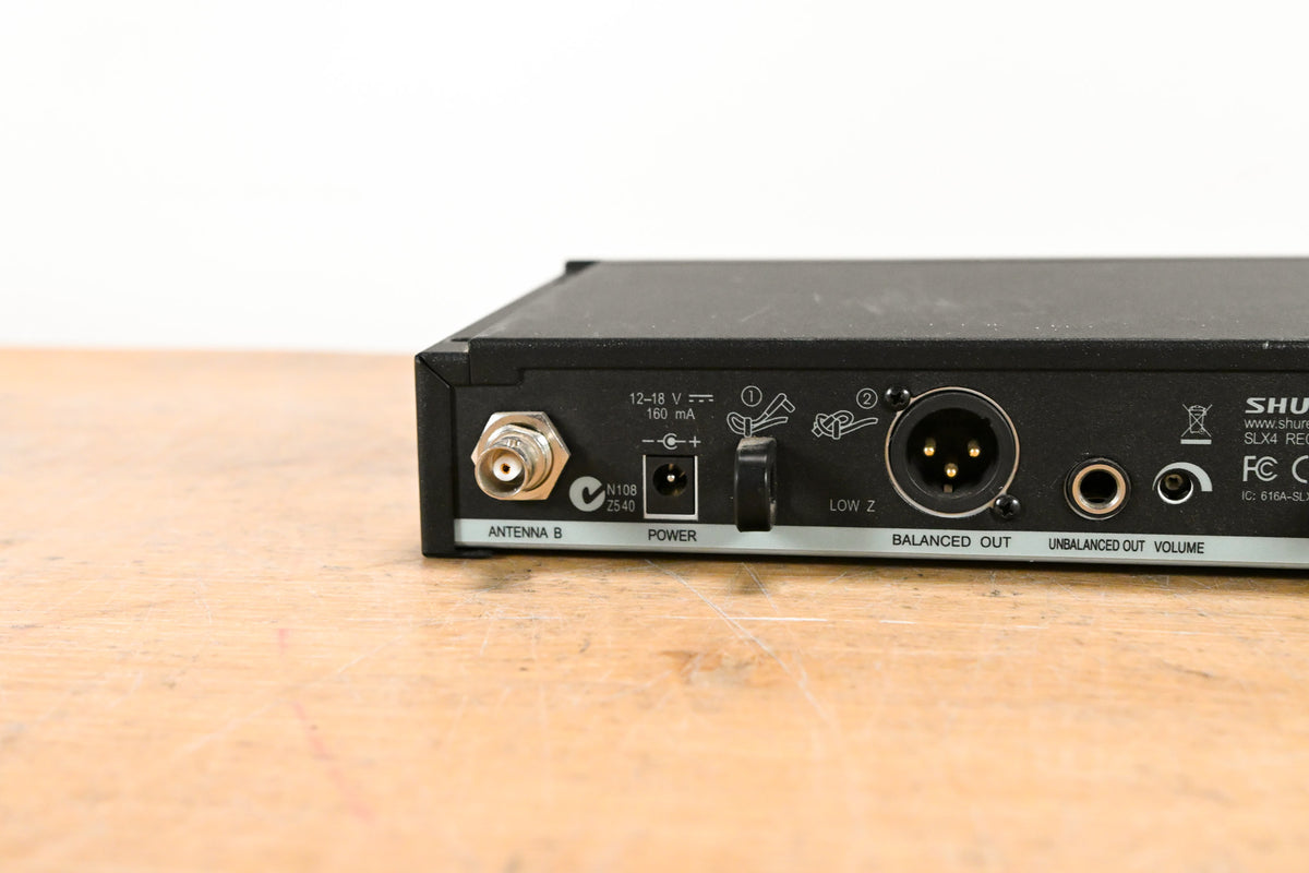 Shure SLX4 Wireless Receiver - H5 Band: 518-542 MHz (NO POWER SUPPLY)