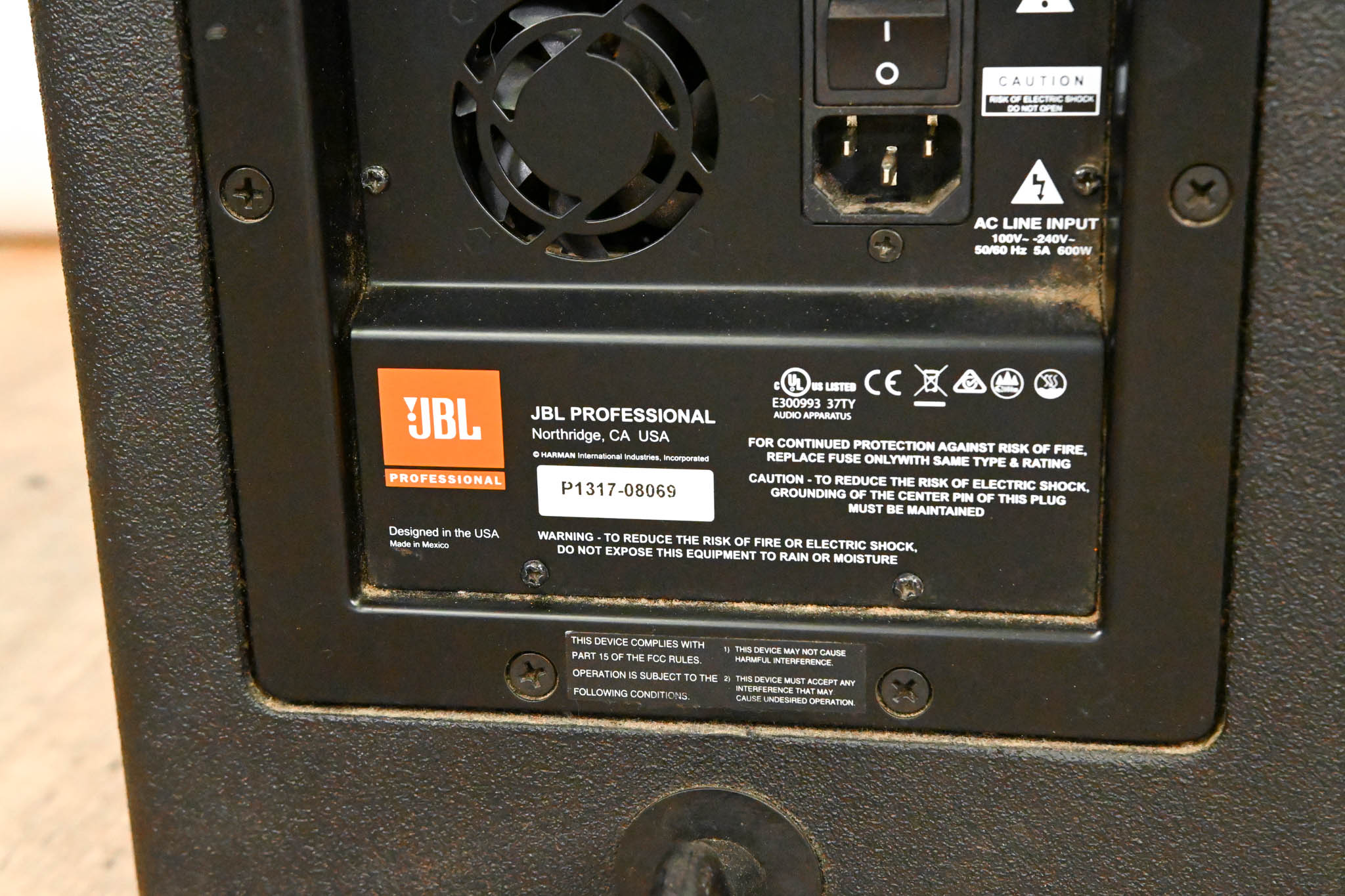 JBL PRX735 15" Three-Way Full-Range Main System (PAIR)
