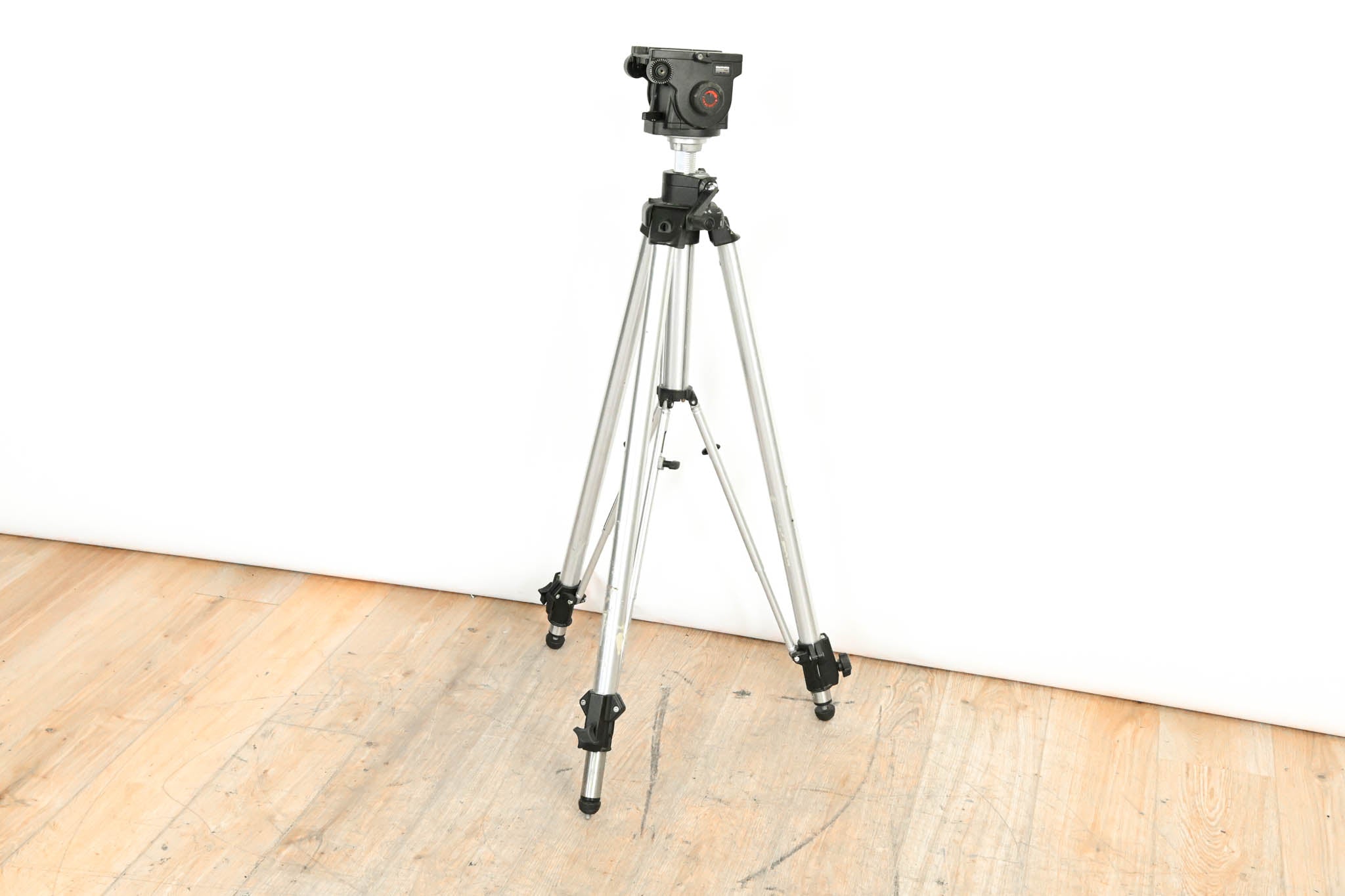Manfrotto/Bogen 516 Pro Video Fluid Head with 3068 Tripod Legs