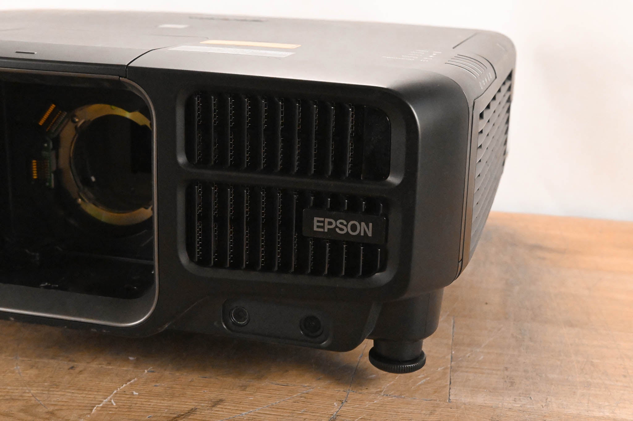 Epson Pro L1405U 8,000-Lumen Laser WUXGA 3LCD Projector