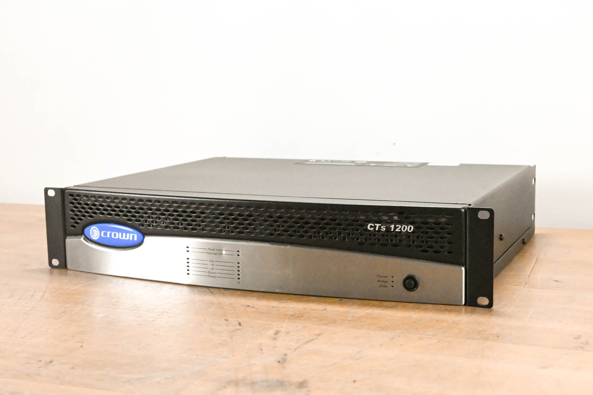Crown CTs 1200 Two-Channel 600W Power Amplifier