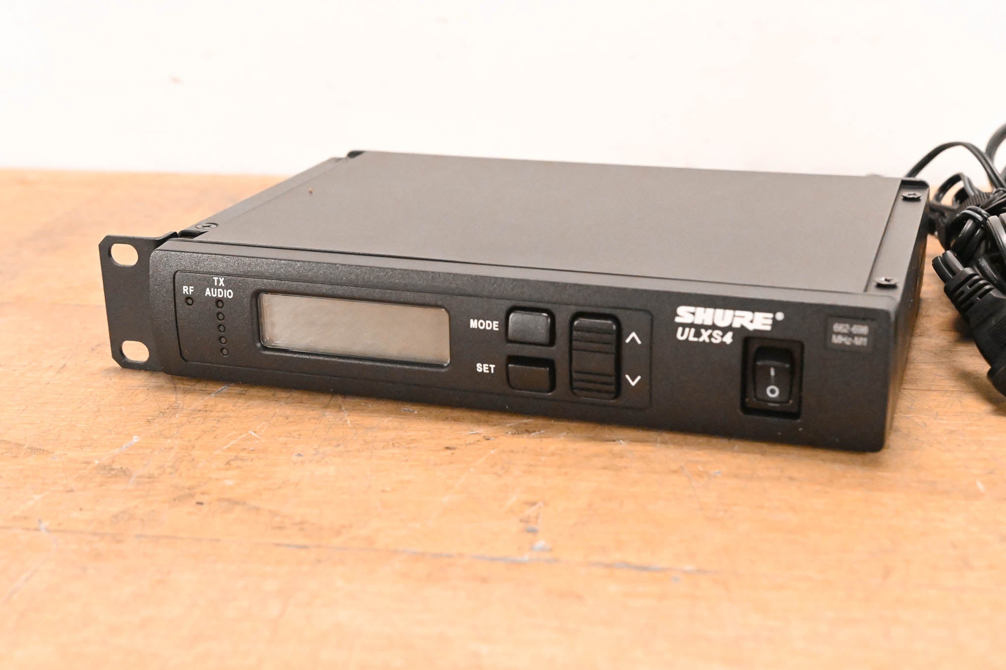 Shure ULXS14 Belt Pack Wireless System - M1 Band: 662-698 MHz