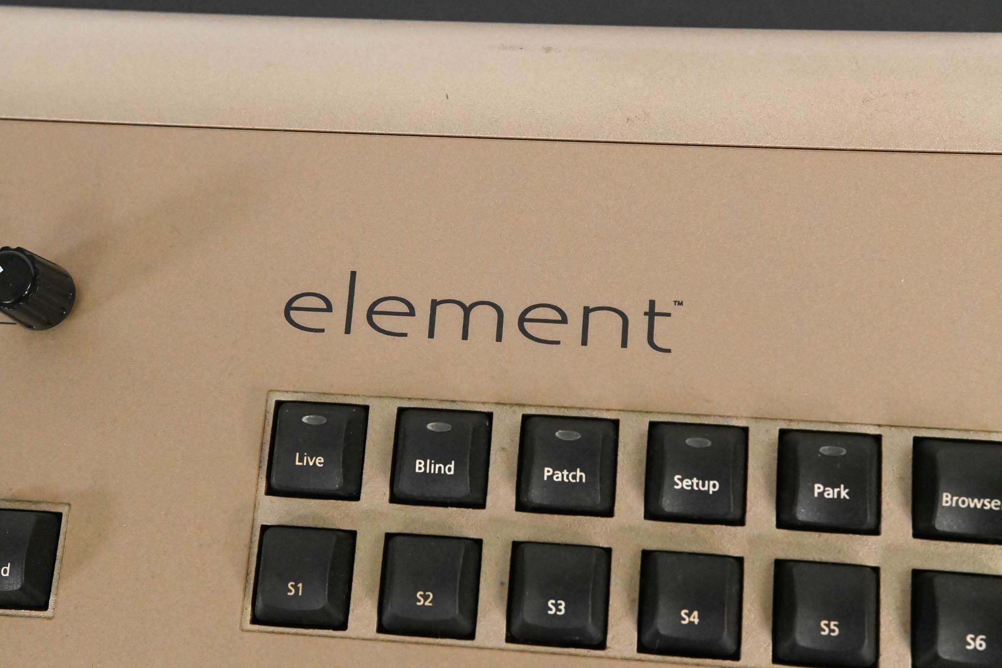 ETC Element 40-Fader 250-Channel Lighting Control Console