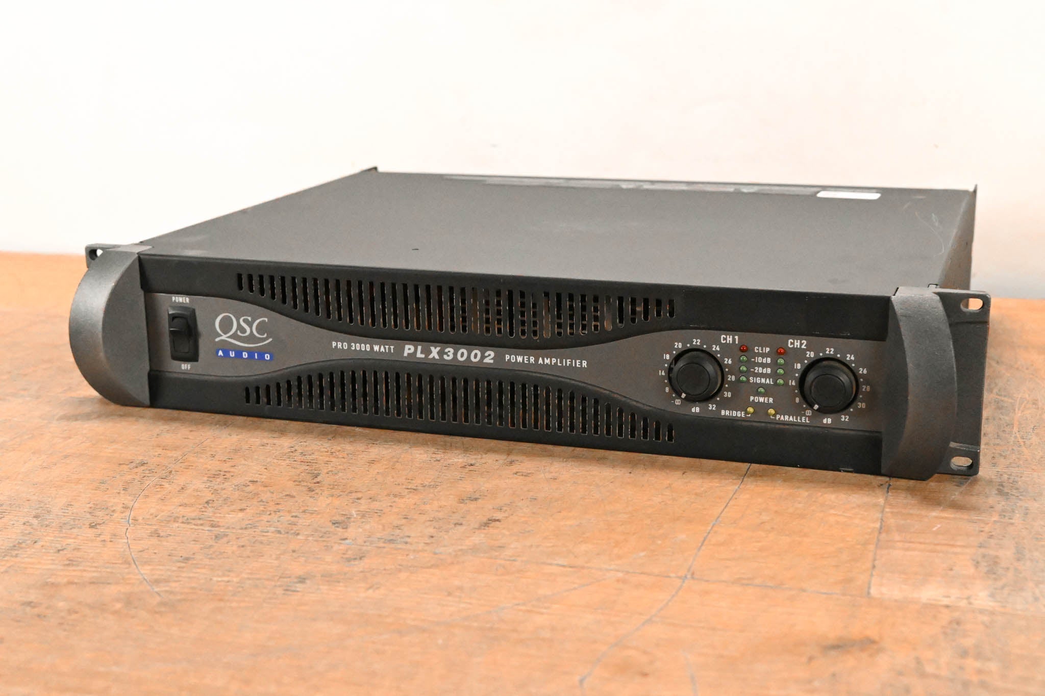 QSC PLX3002 2-Channel Power Amplifier