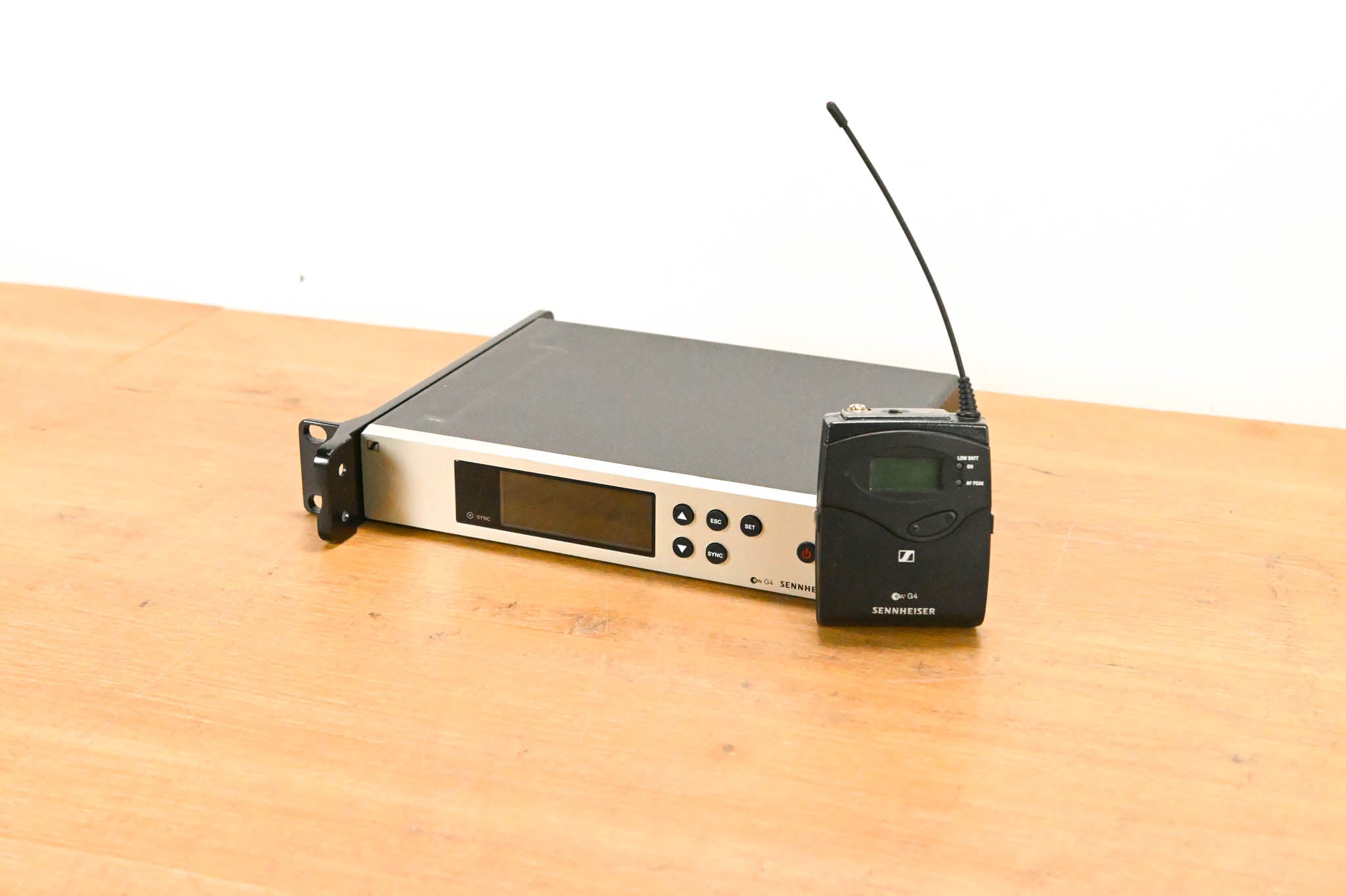 Sennheiser ew 100 G4 Bodypack Wireless System - A Range NO POWER SUPPLY