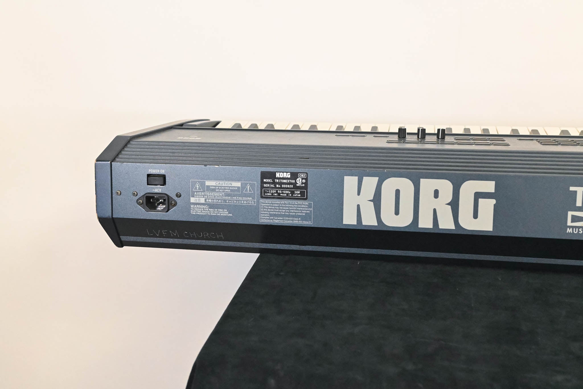 Korg Triton Extreme 88 88-Key 120-Voice Polyphonic Workstation