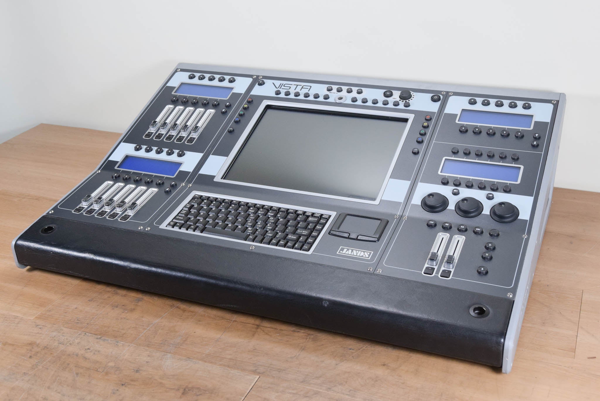 Jands Vista T2/T4 Digital Lighting Console