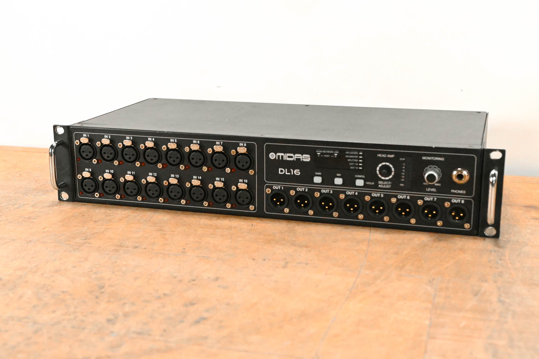 Midas DL16 16-Input, 8-Output Stage Box