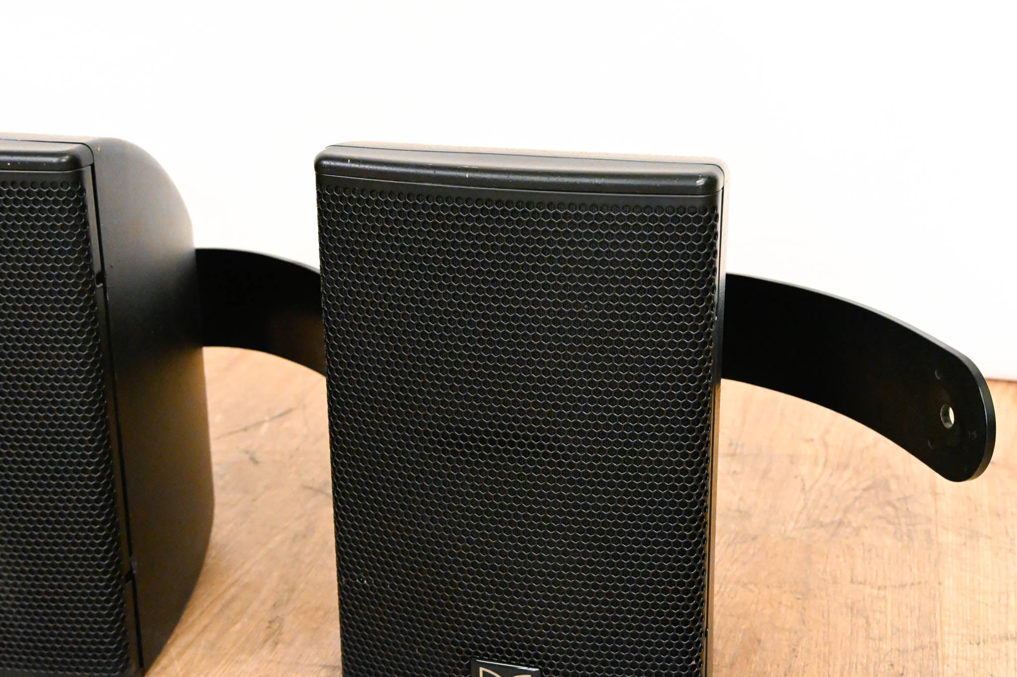 Martin Audio CDD6 6" Passive Coaxial On-wall Loudspeaker (PAIR)