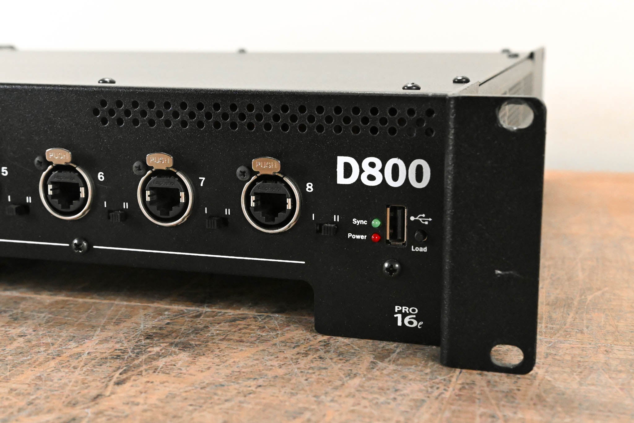 Aviom D800 A-Net Distributor