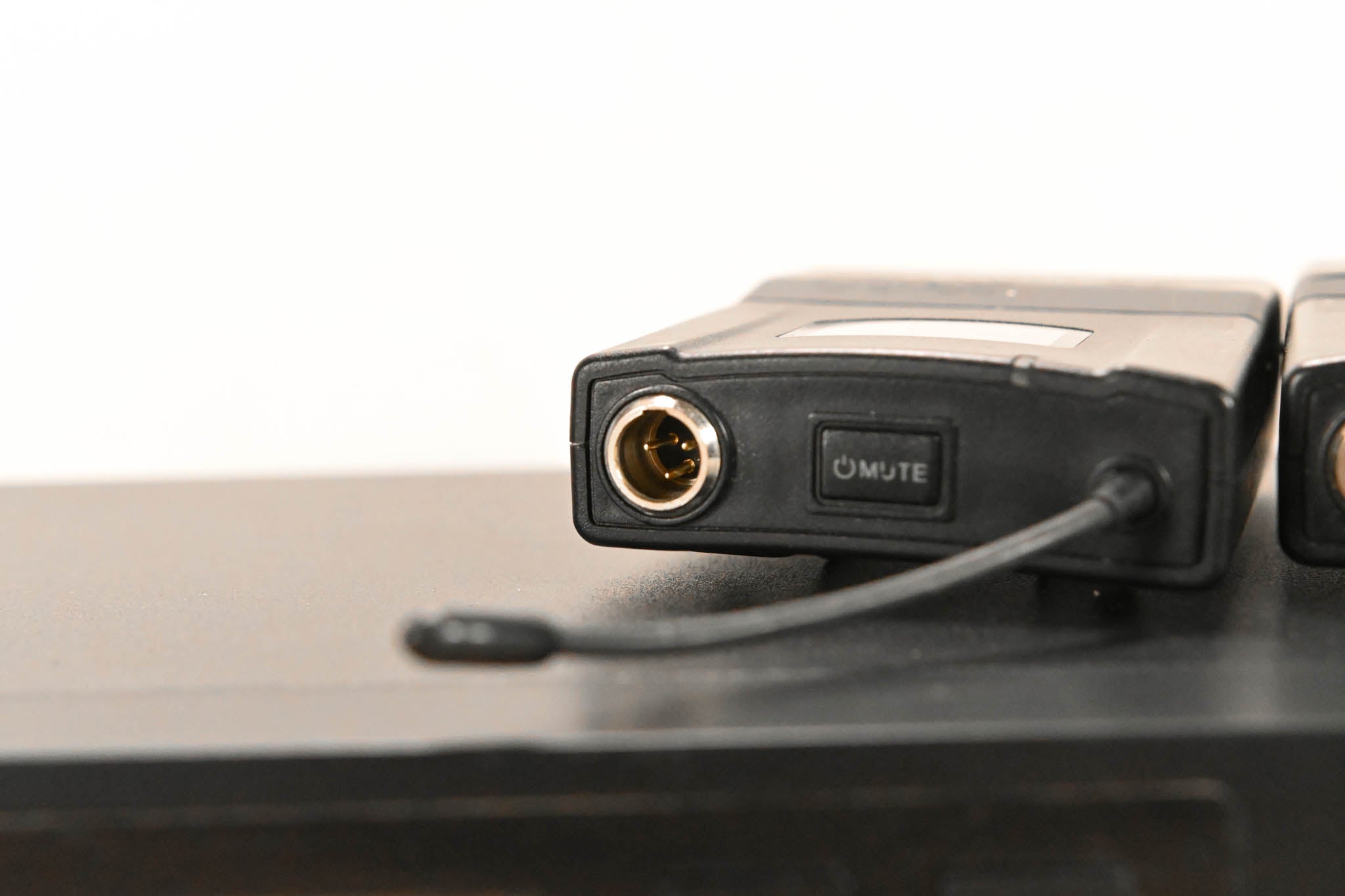 Airwave Technologies AT-4220 Wireless System B Range NO POWER SUPPLY