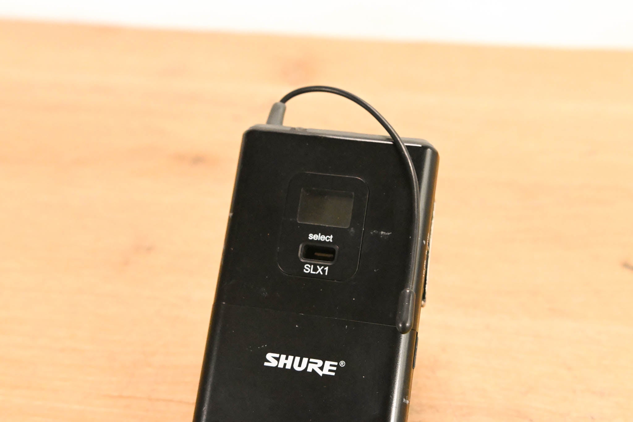 Shure SLX14 Bodypack Wireless System - J3 Band (NO POWER SUPPLY)
