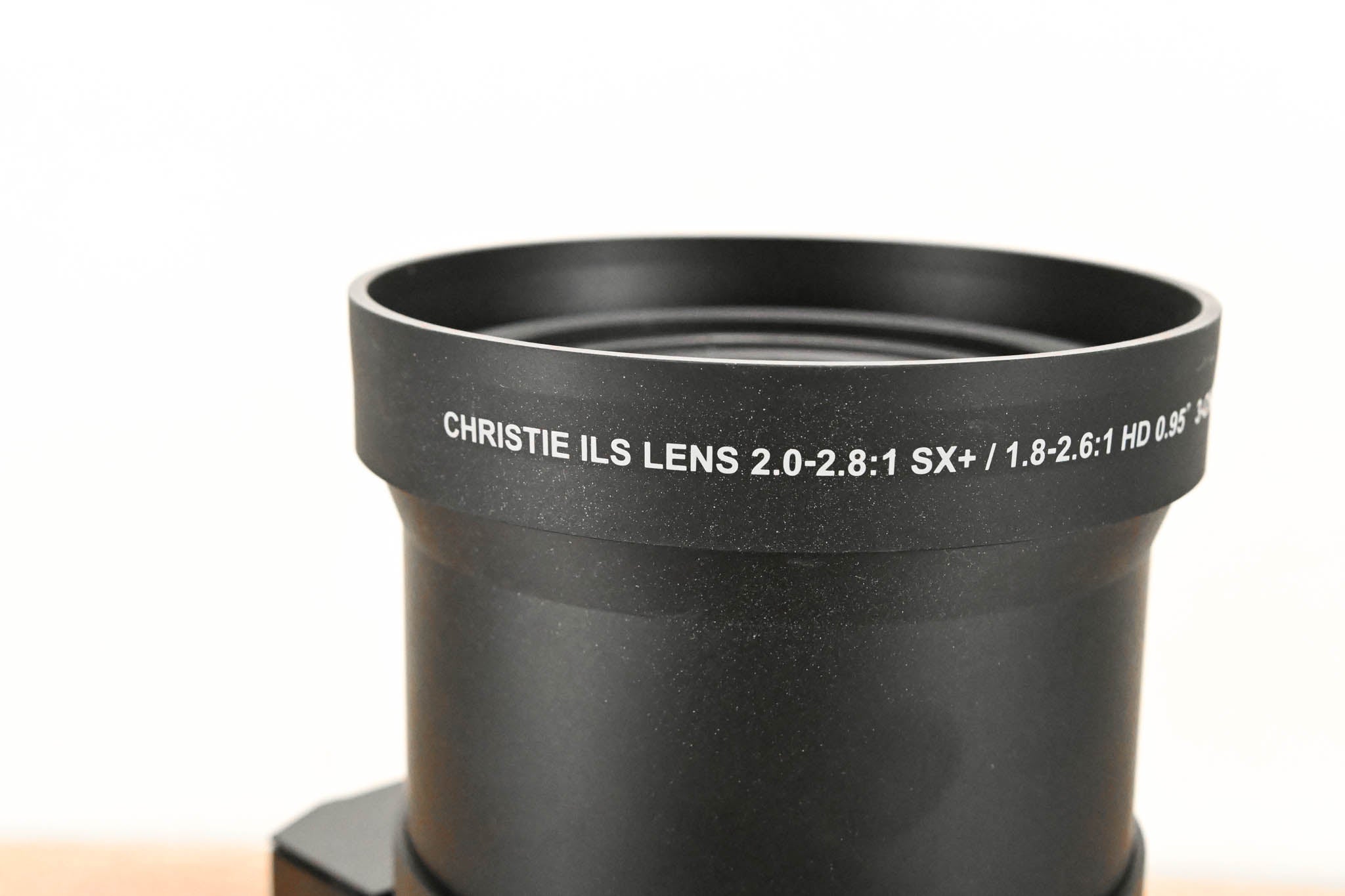 Christie ILS Lens 2.0-2.8:1 SX+ / 1.8-2.6:1 HD 0.95" 3-Chip DLP Lens