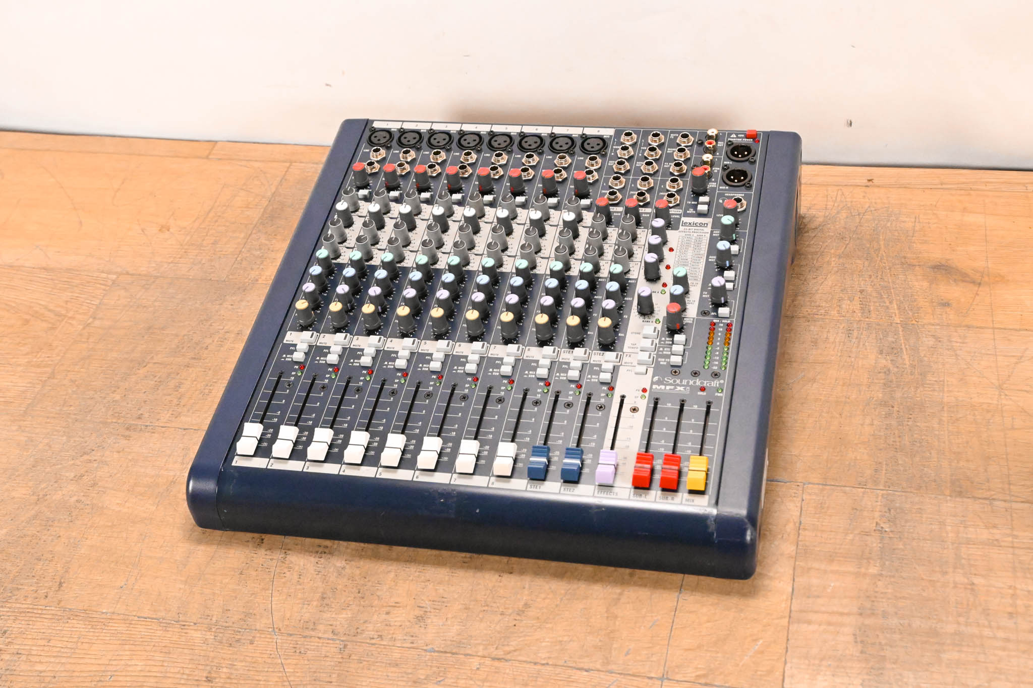 Soundcraft MFXi 8-Channel Analog Mixer with Effects