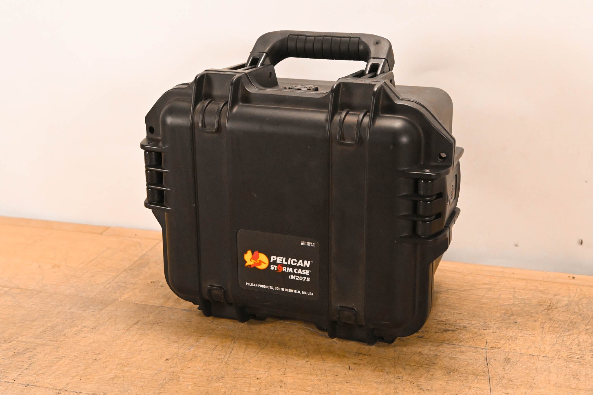 Pelican Storm Case iM2075 - Interior Dimensions: 9.5