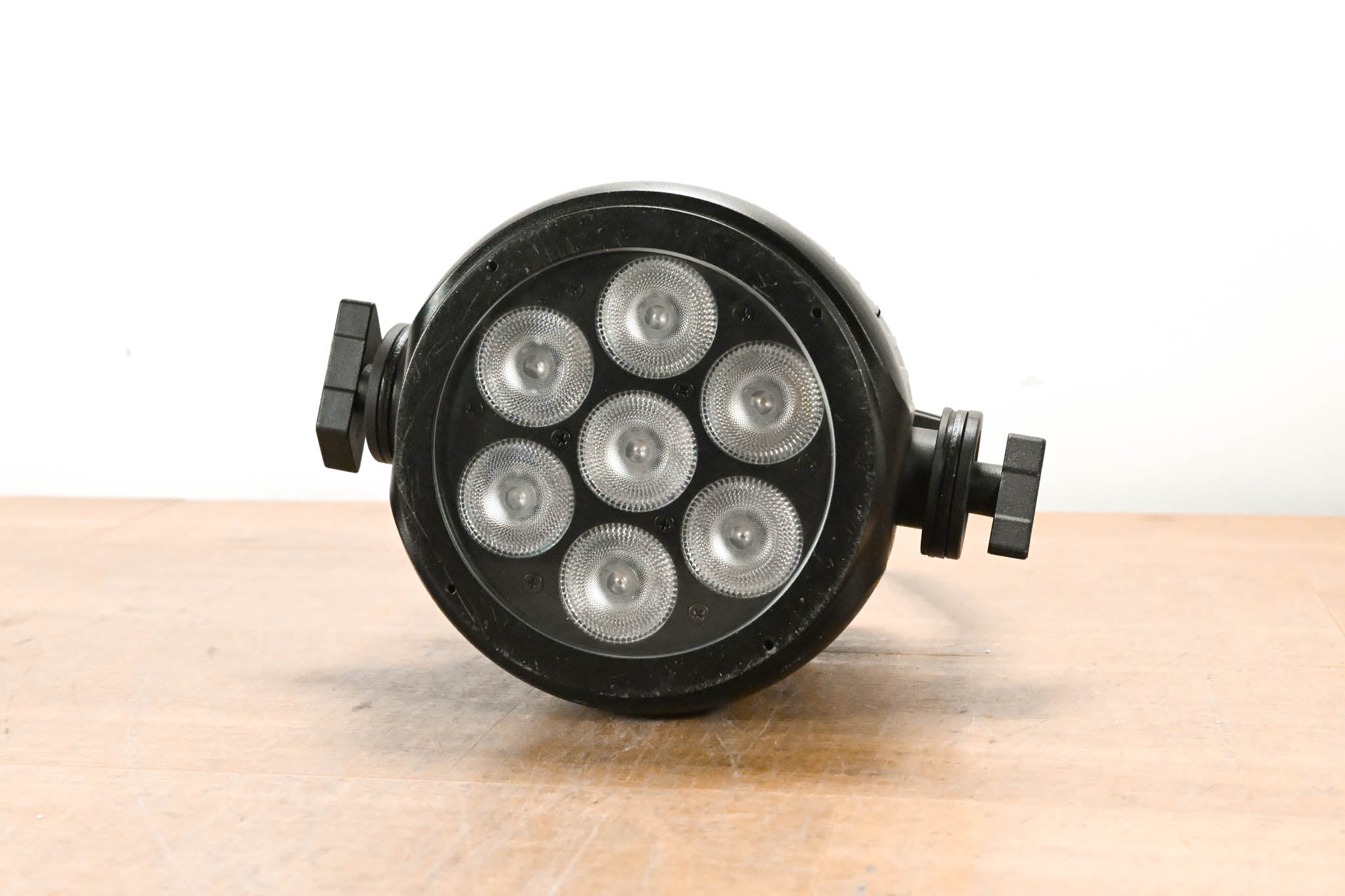 Elation SEVEN PAR 7IP 7-Color LED Par Wash Light (NO POWER CABLE)