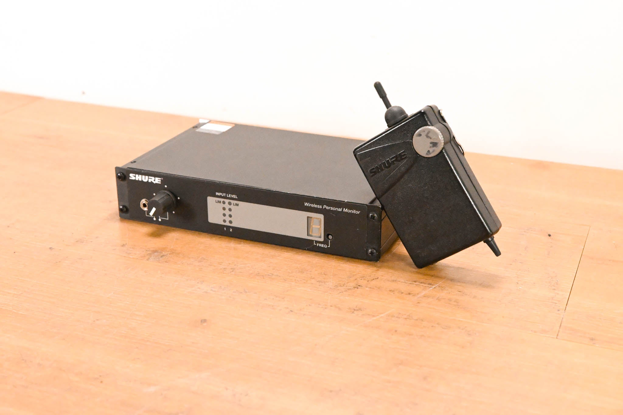 Shure PSM 400 In-Ear Monitoring System - X1 Band (NO POWER SUPPLY)